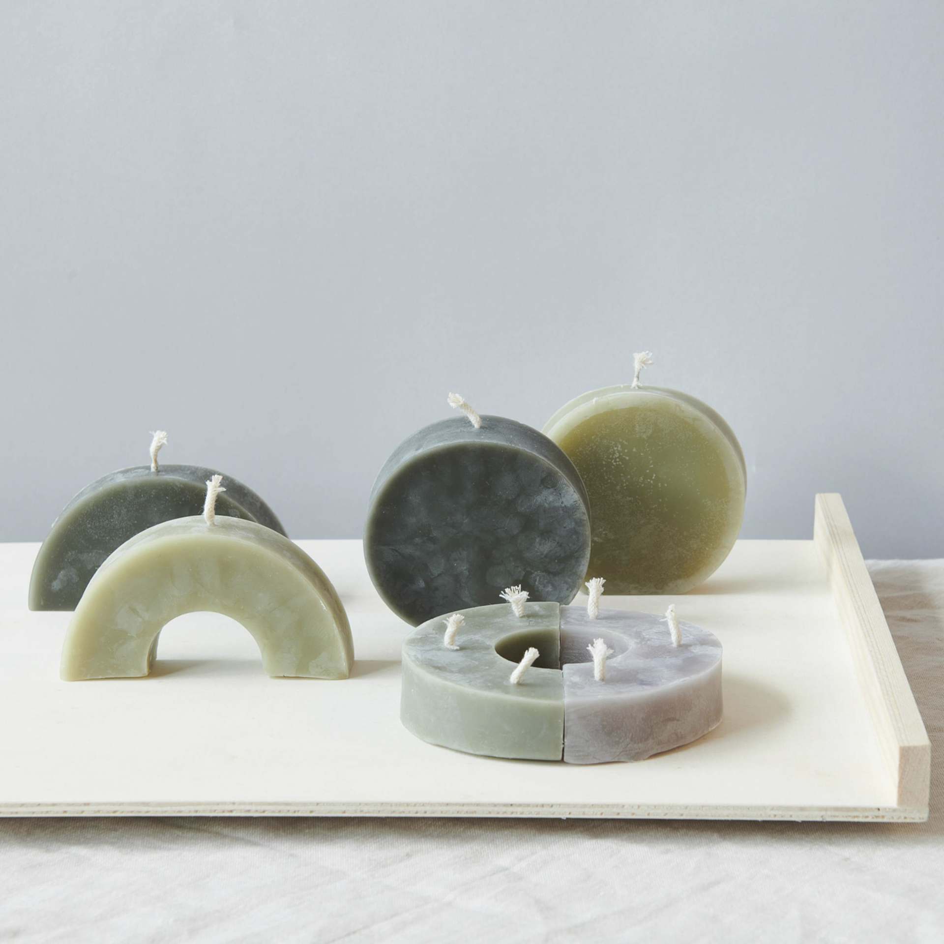Rico Design Silicone Candle Molds - finished flat circle and flat rainbow examples