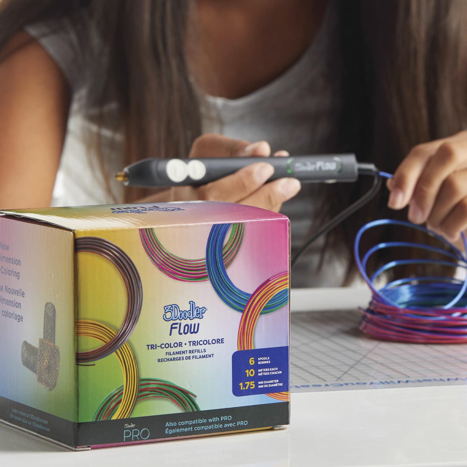 3Doodler Flow Tri-Color Filament Refills - loading 3Doodler Flow (not included)