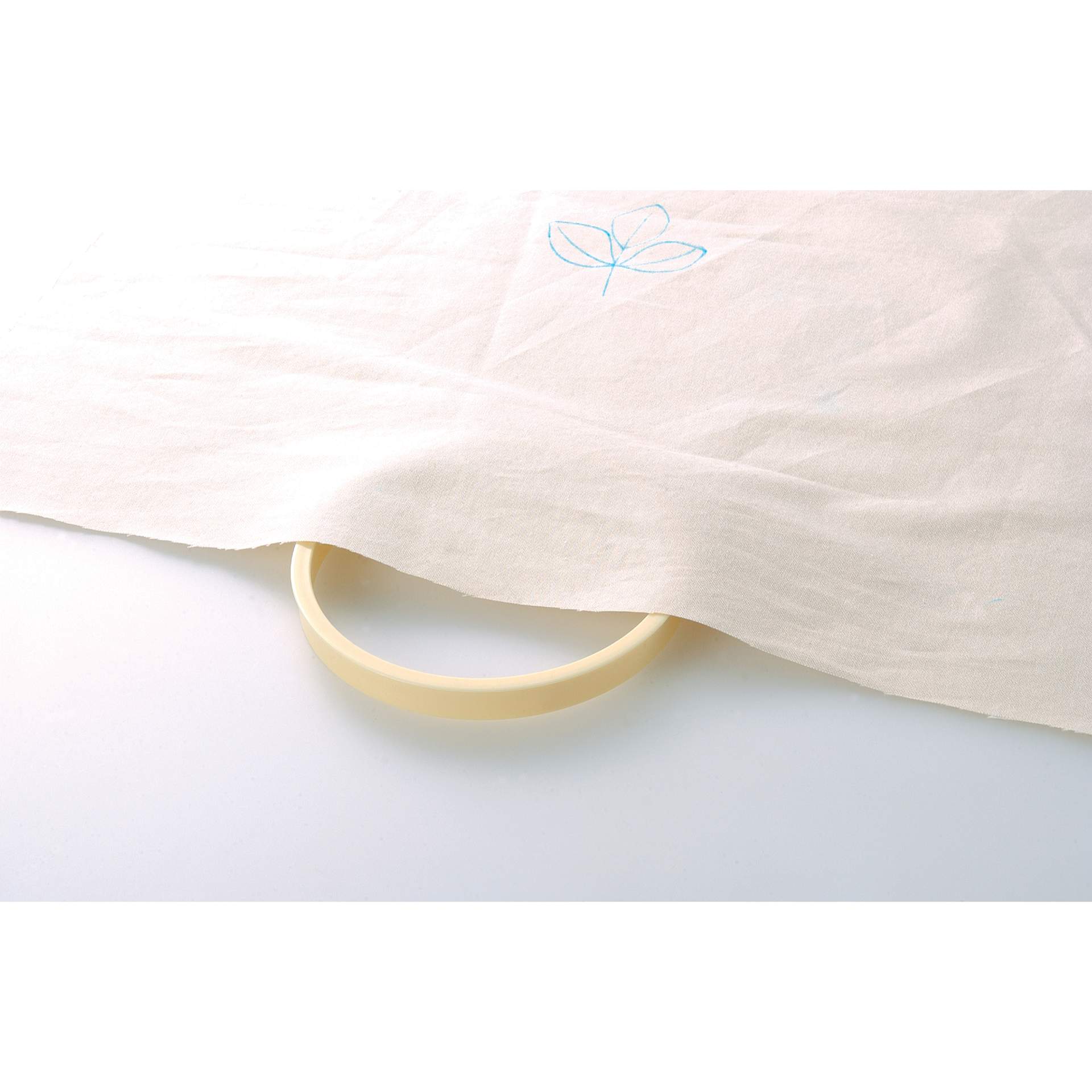 Clover Embroidery Hoop - Small, 4.75" with fabric not hooped