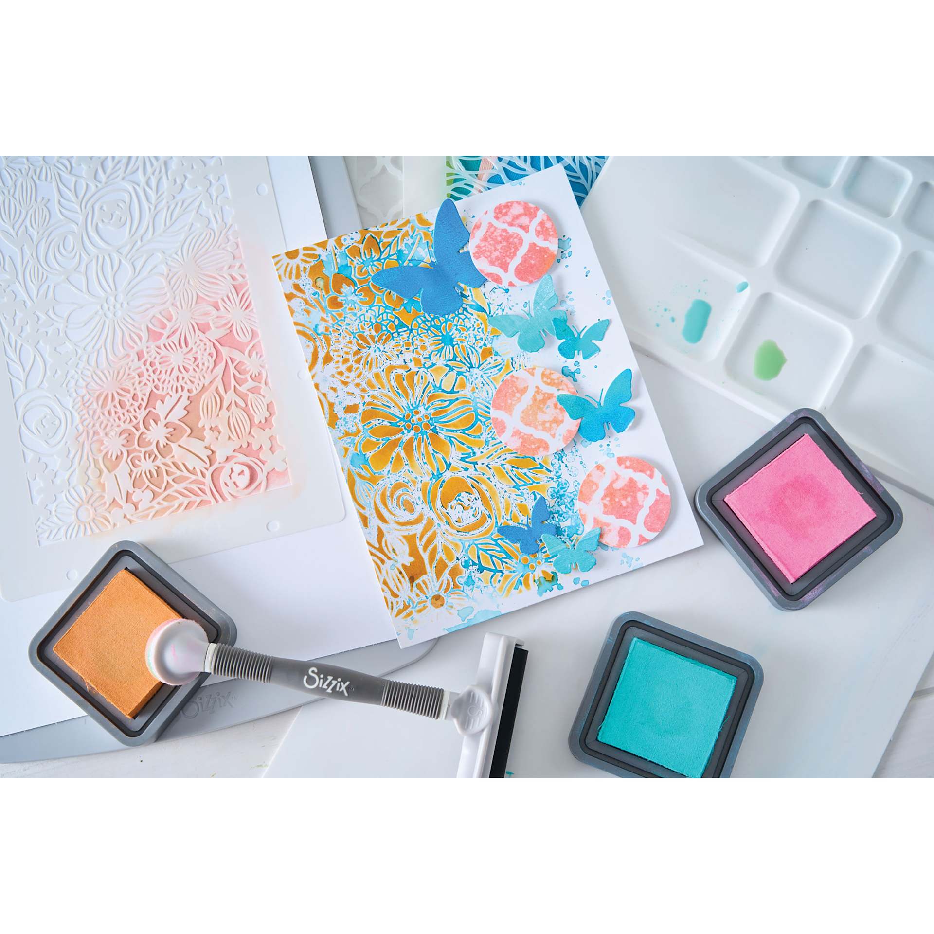 Sizzix Buildables Botanicals Stencil Set showing completed project