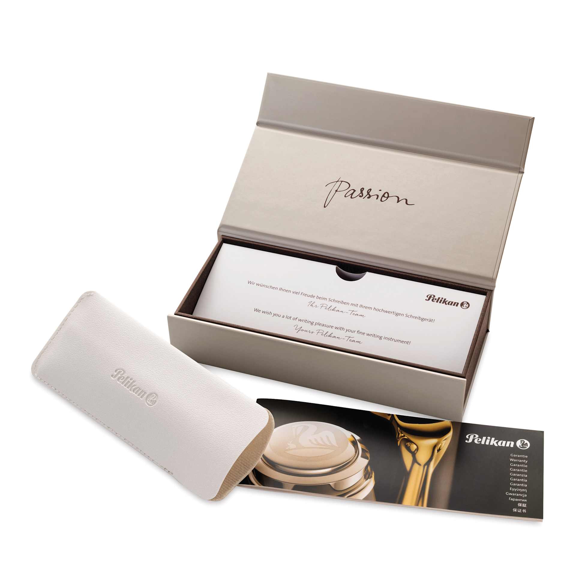 Pelikan M205 Fountain Pen - Blue Marble, open packaging