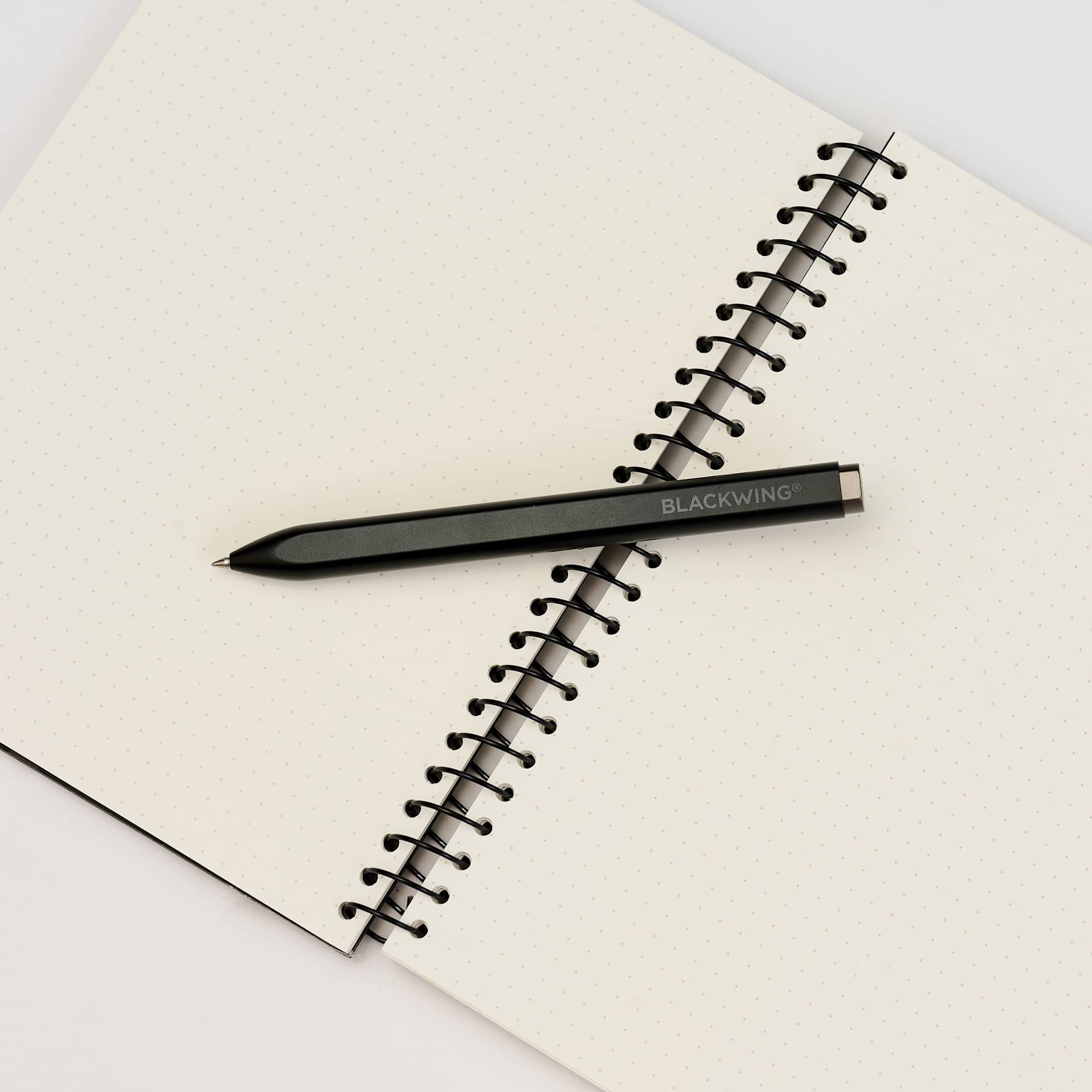 Blackwing Pen - Black, with notebook