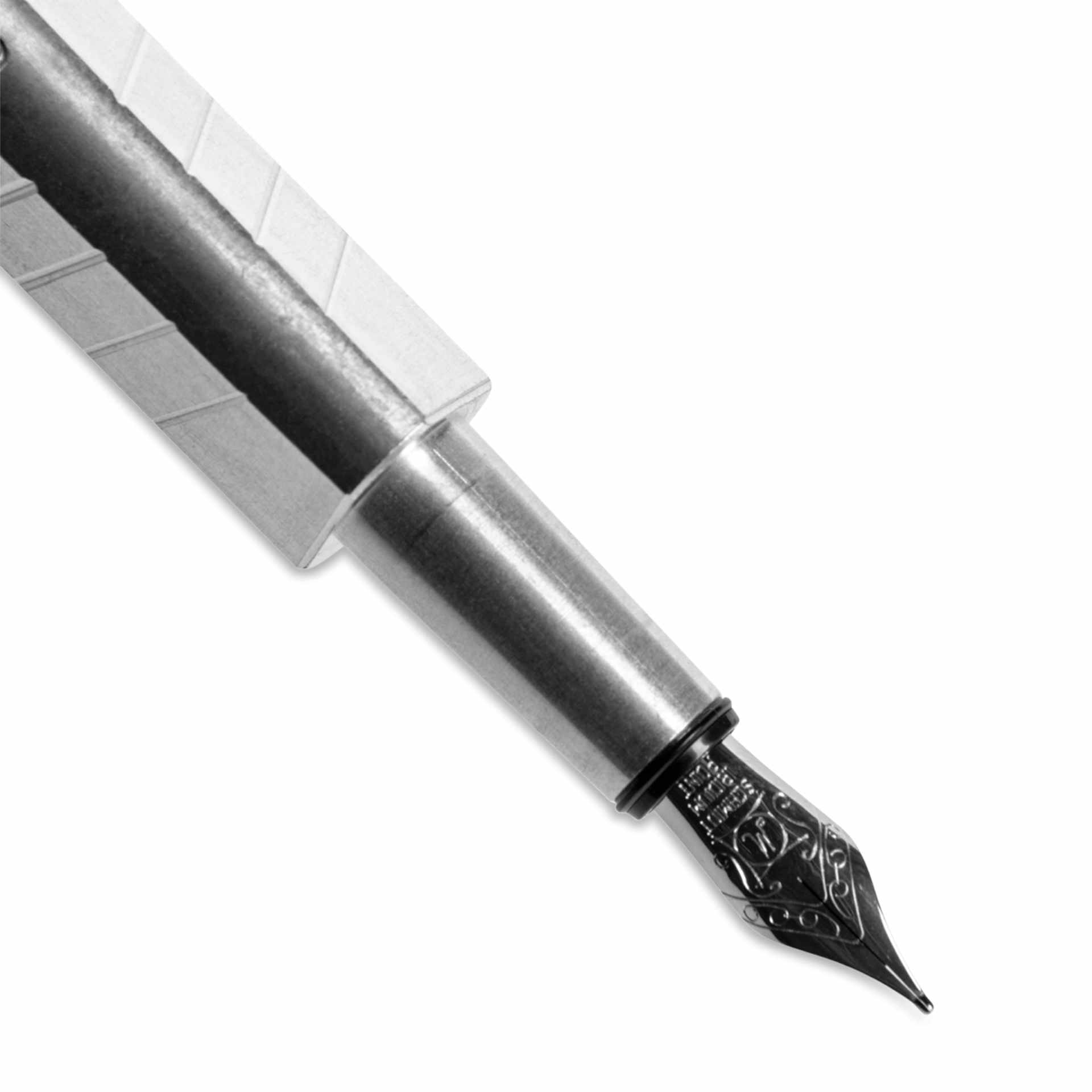Kolo Tino Raw Metal Fountain Pen - Raw Aluminum, close up of nib
