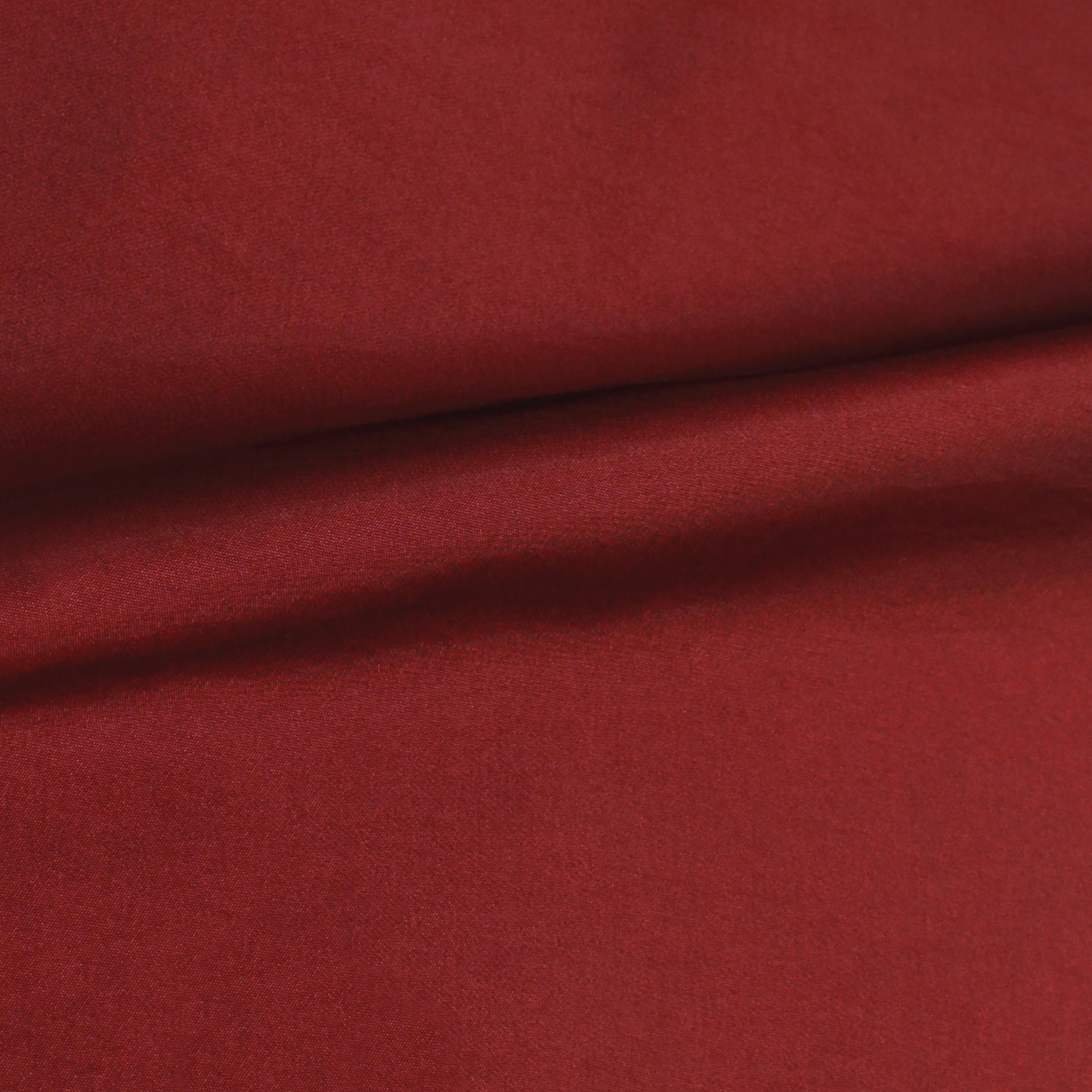 Camelot Two Tone Taffeta - Wine, 58" x 15 yds, close-up