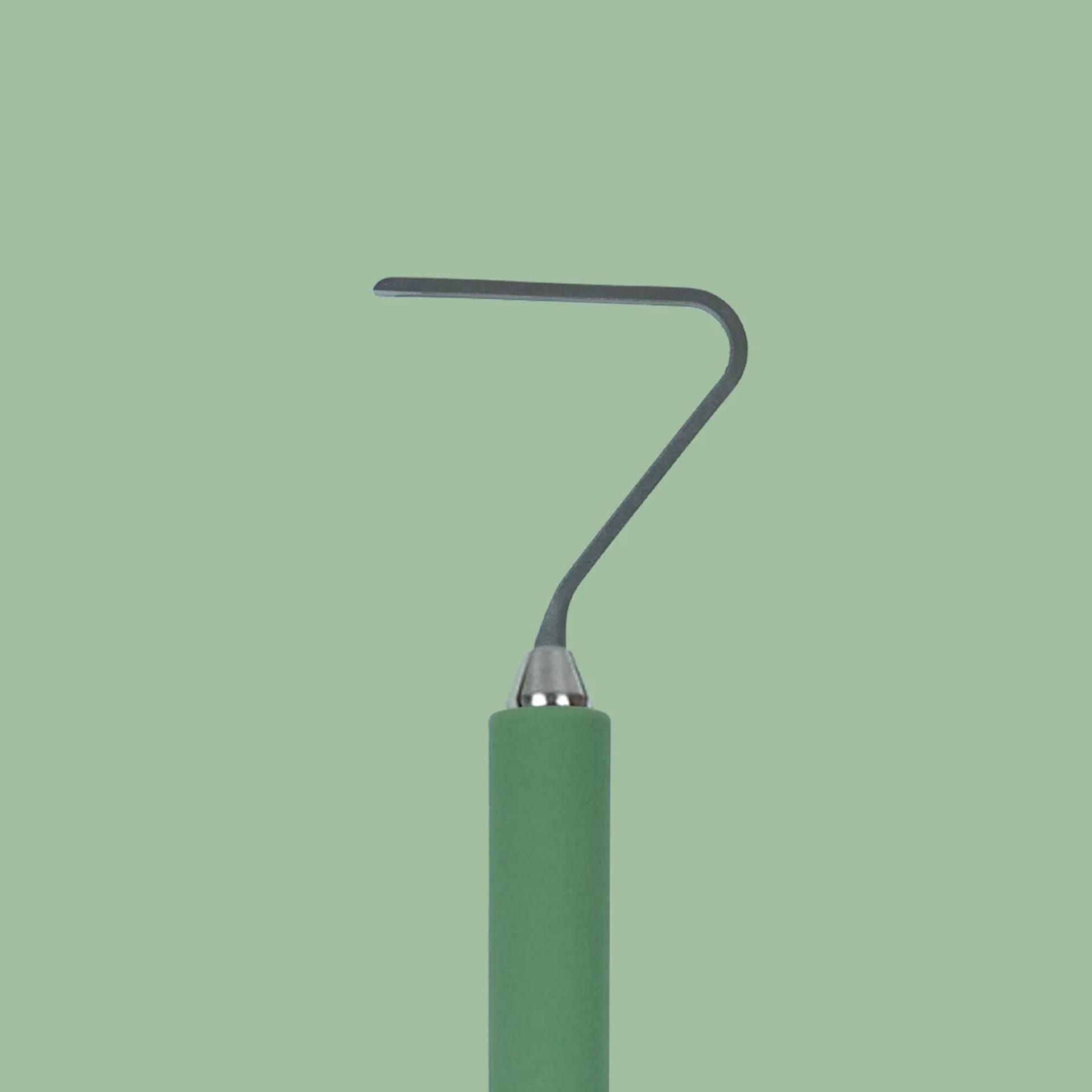 Tortuga Tools The Seven Plus Trimming Tool - Moss close up showing tip
