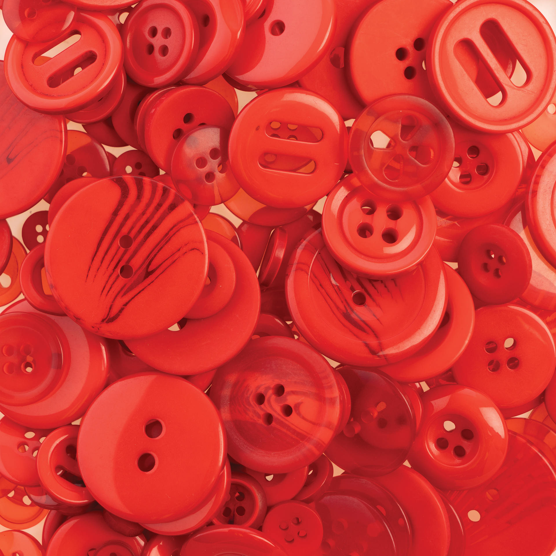 John Bead Nutton But Buttons - Red, Resin