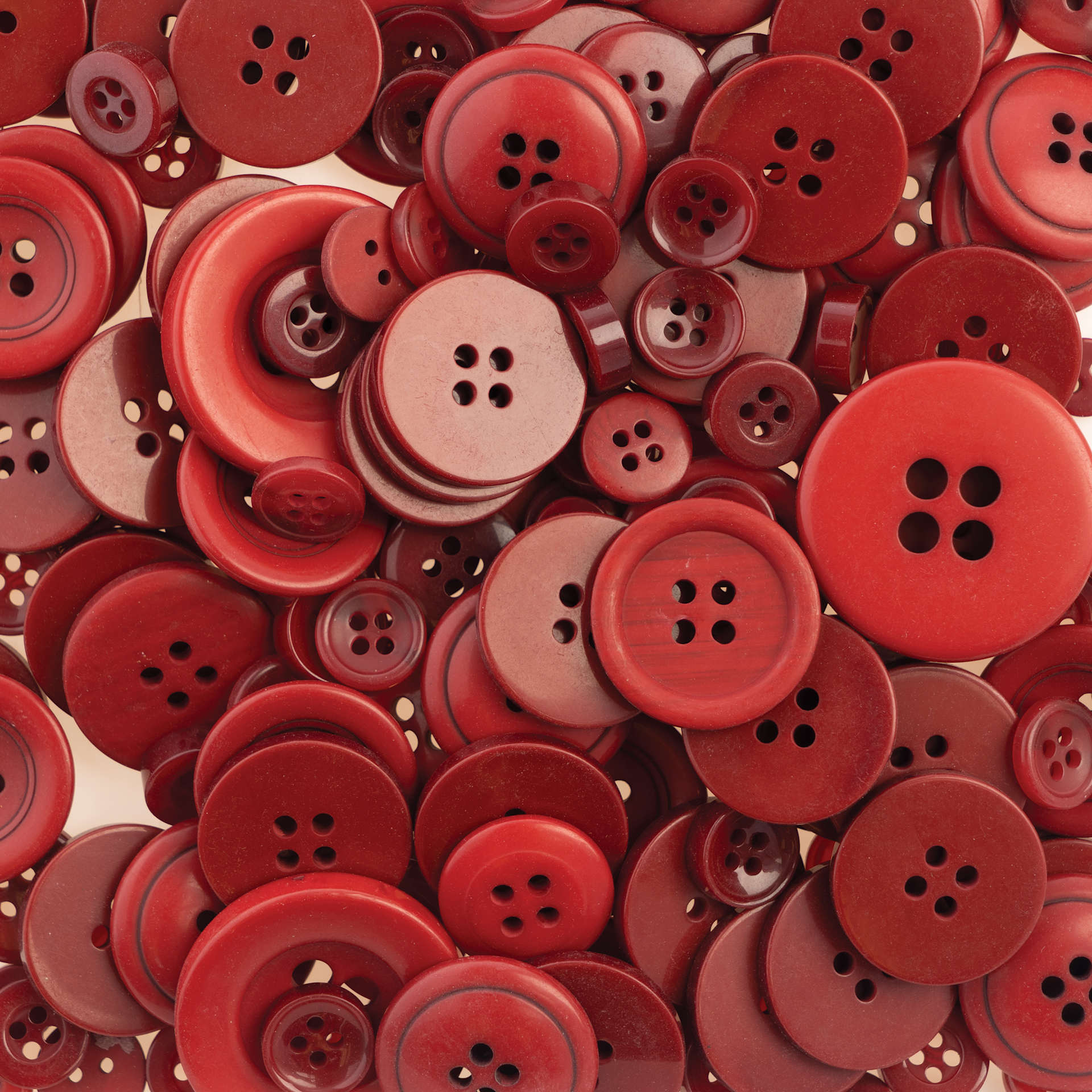 John Bead Nutton But Buttons - Dark Red, Resin