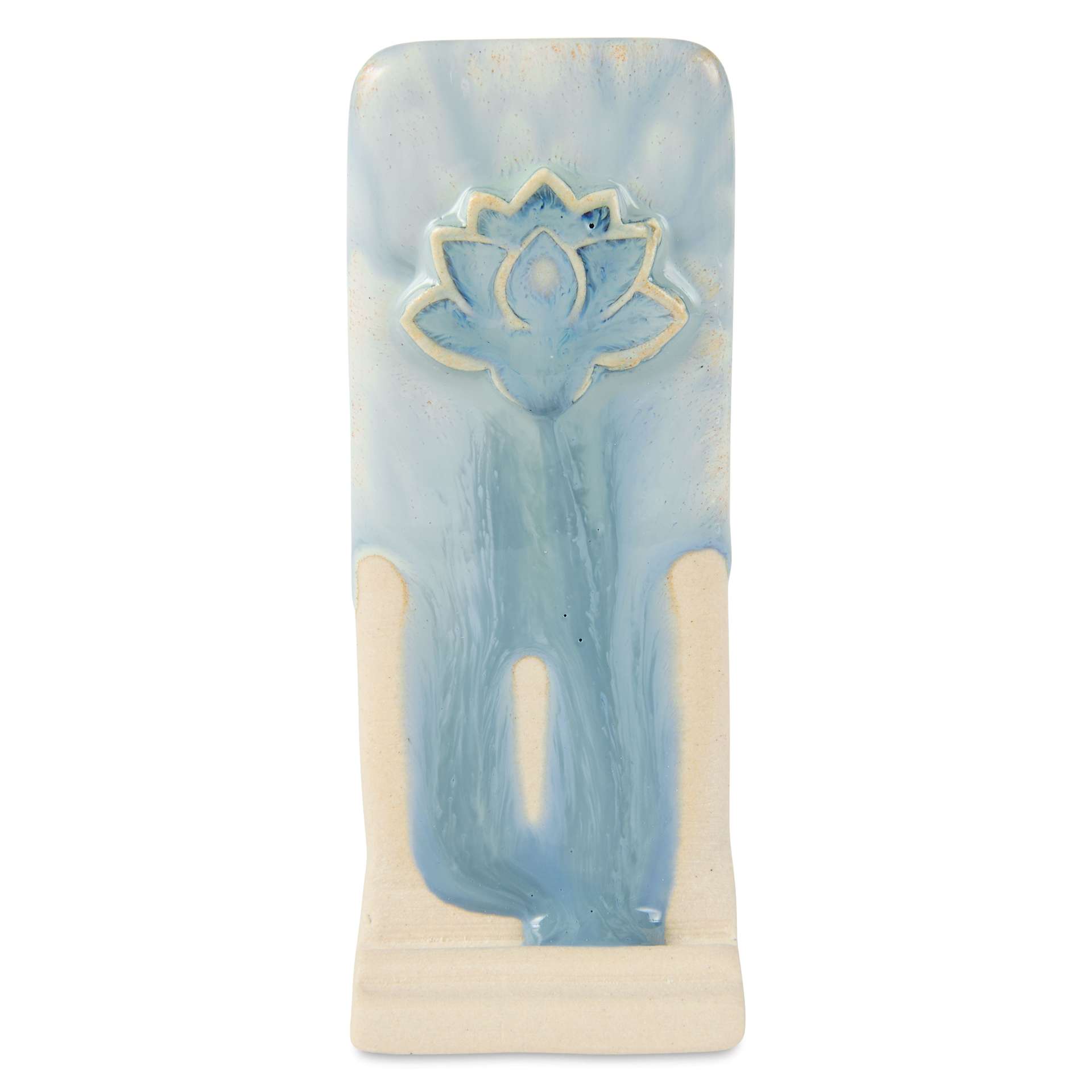 Speedball Mid-Fire Glaze - Dragon's Eye, 16 oz applied overtop Vanilla Flux