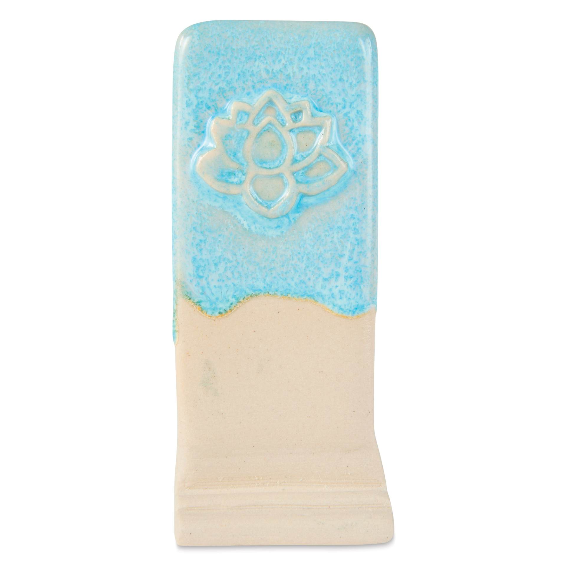 Speedball Mid-Fire Glaze - Gossamer Drift applied beneath Carolina Flux