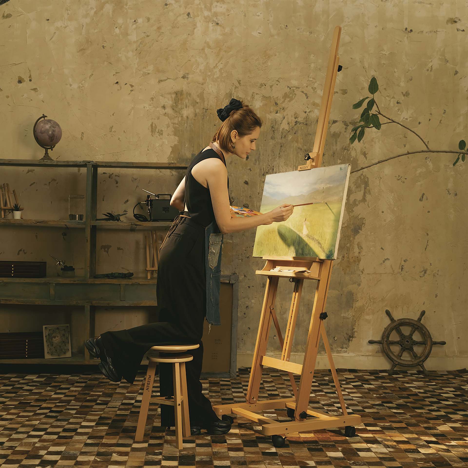 Meeden Extra Large H-Frame Easel - in use in studio