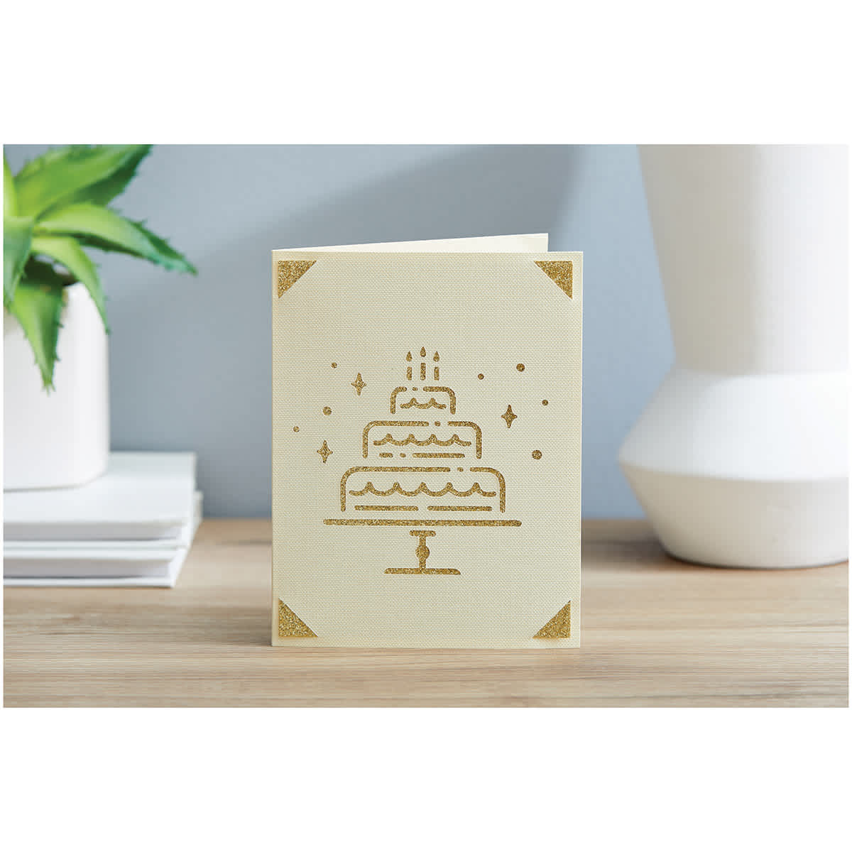 Cricut Joy Cards, Inserts, and Envelopes - Cream/Gold Glitter, Package of 10 (Birthday Cake Card)