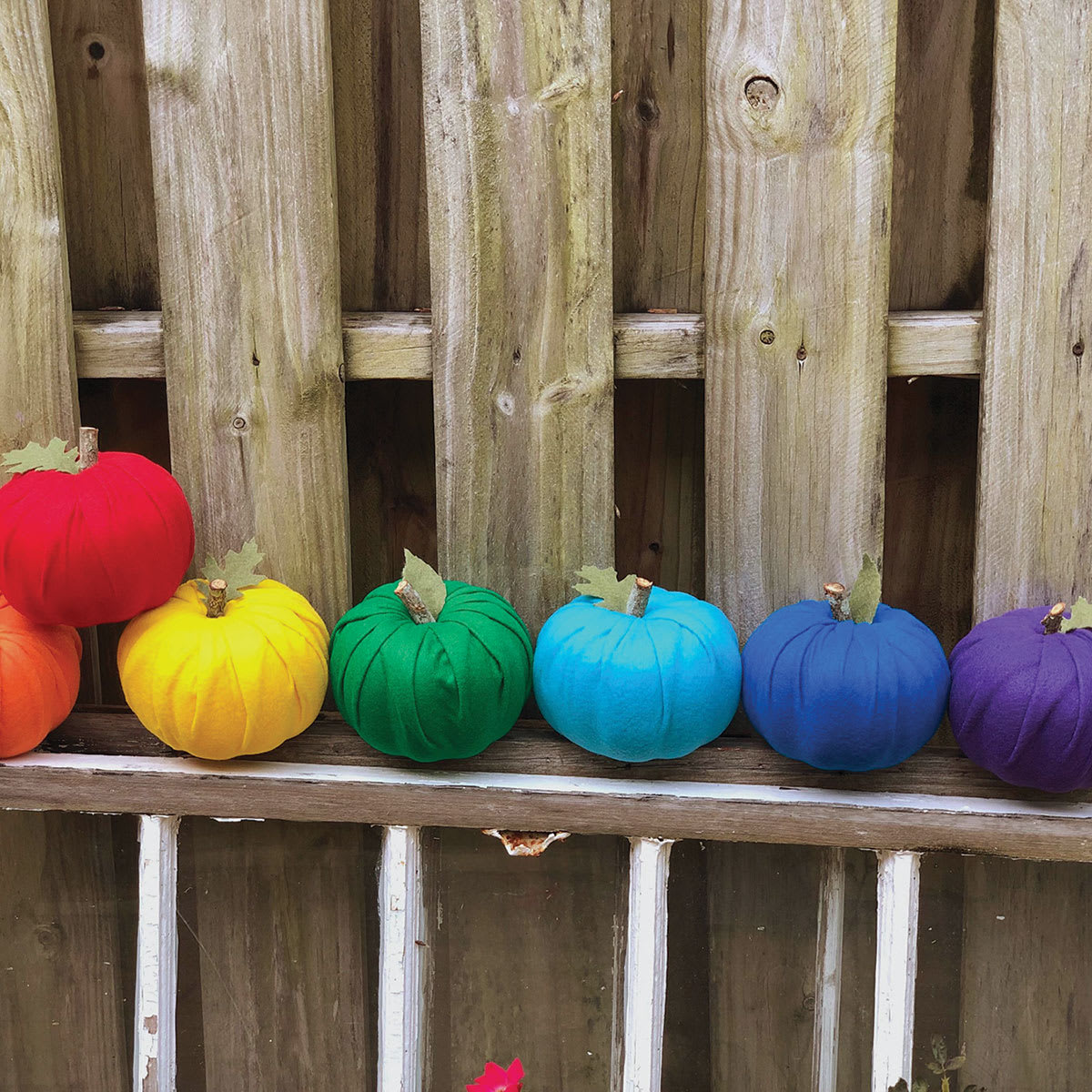 Kunin Premium Felt Bolts (Sample felt pumpkins in assorted colors)