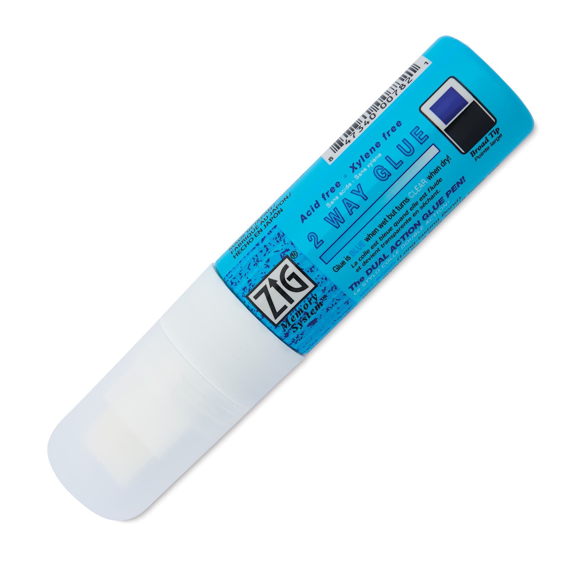 Kuretake Zig 2 Way Glue Pen - Broad Tip - with cap on