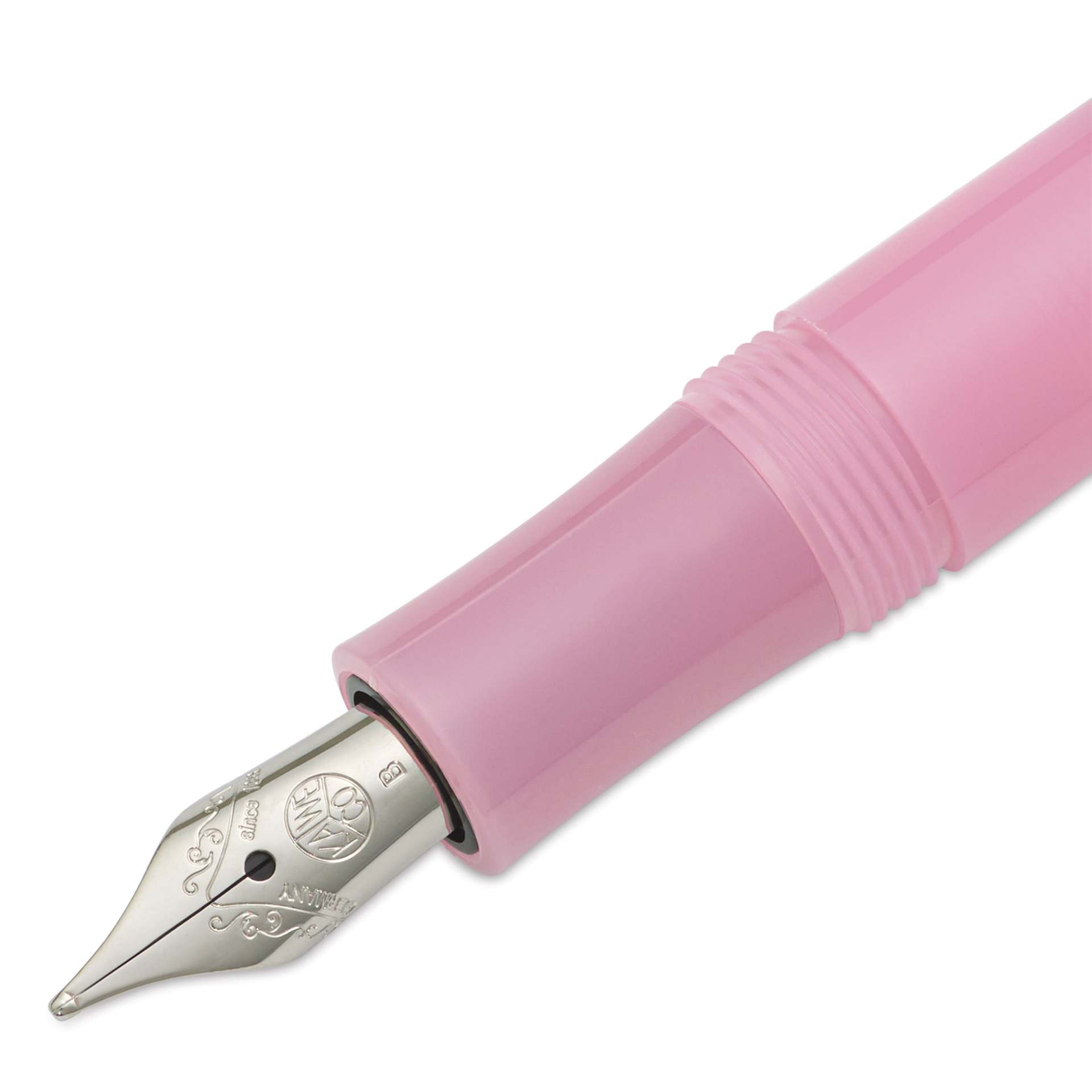 Kaweco Frosted Sport Fountain Pen - Blush Pitaya, Broad, close-up of the nib