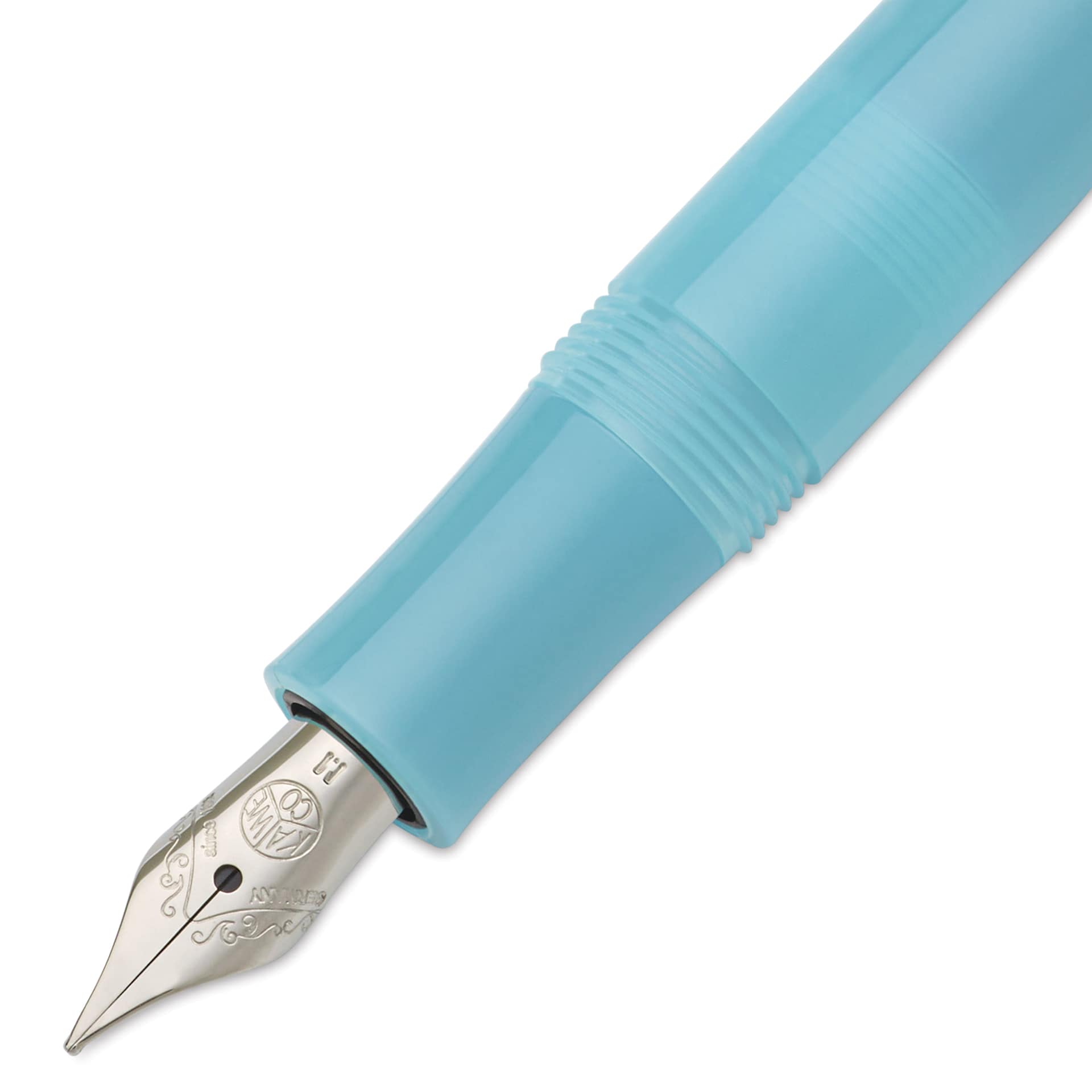 Kaweco Frosted Sport Fountain Pen - Light Blueberry, Medium, close-up of the nib