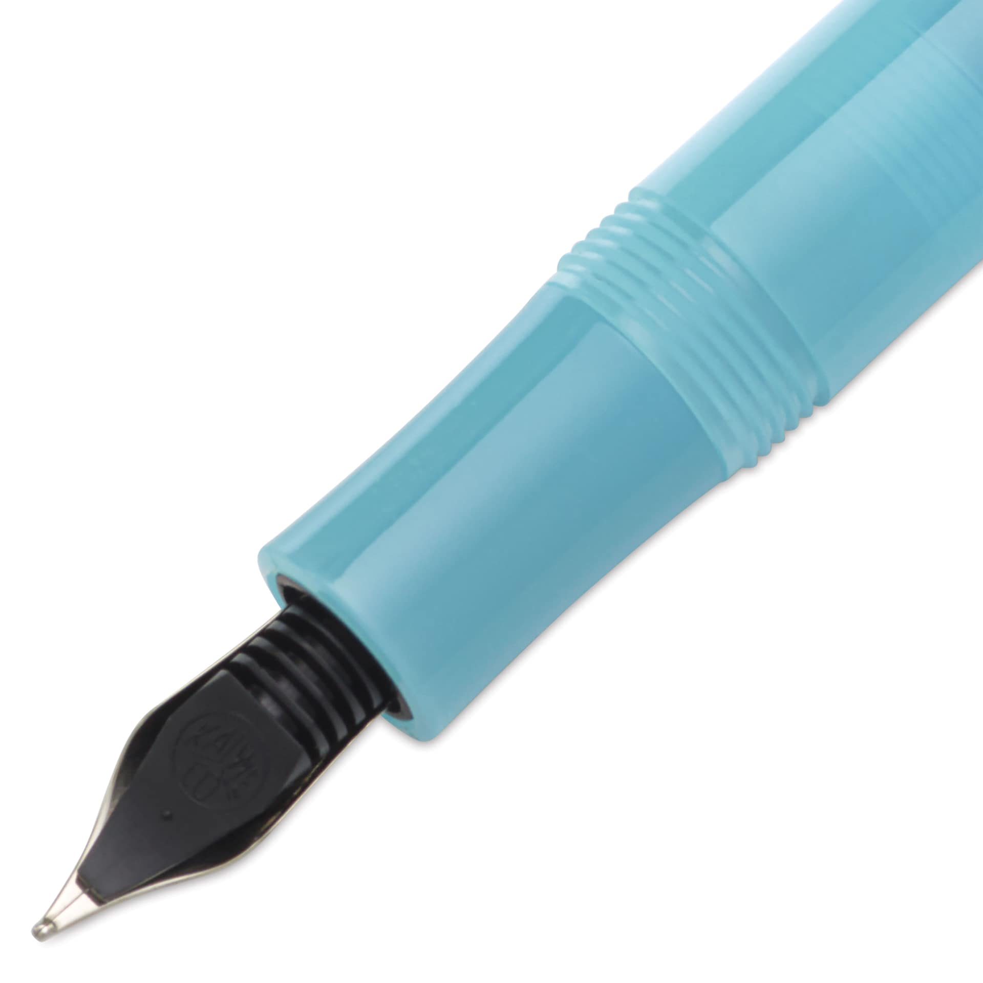 Kaweco Frosted Sport Fountain Pen - Light Blueberry, Medium, close-up of the feed