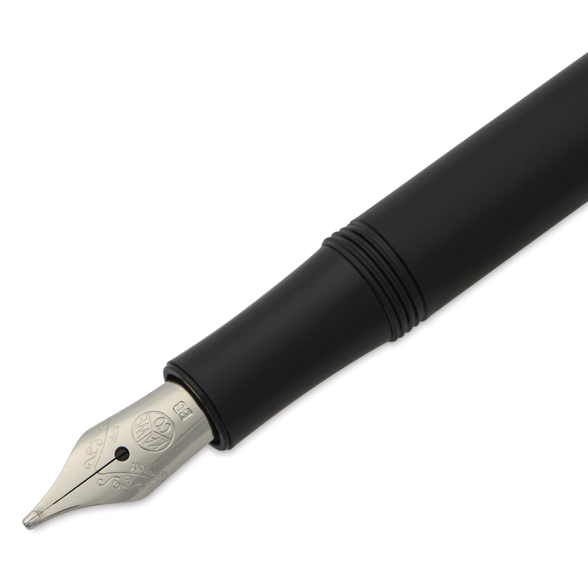 Kaweco Liliput Fountain Pen - Black, Extra-Broad, close-up of the nib