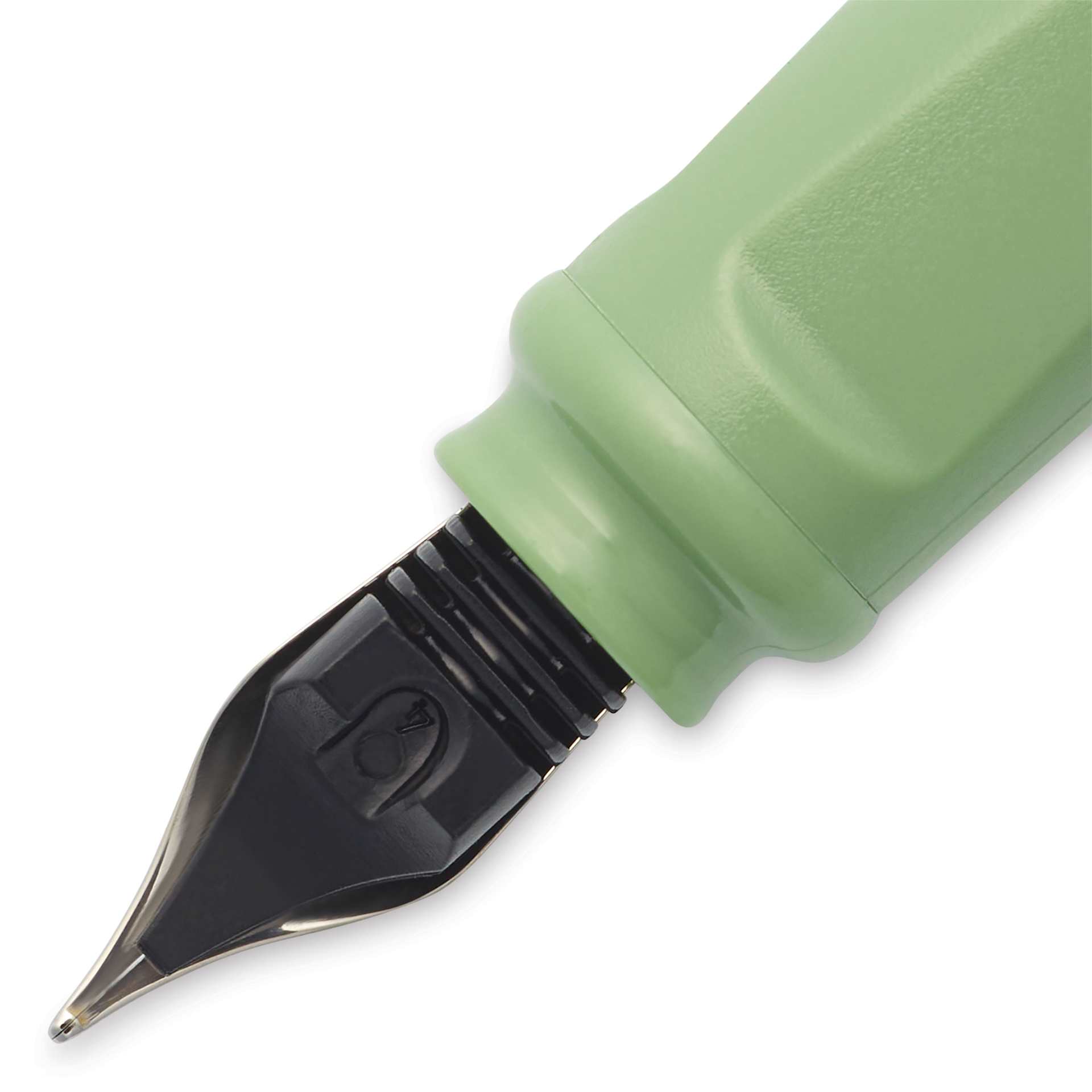Kaweco Perkeo Fountain Pen - Green, Fine, close-up of the feed