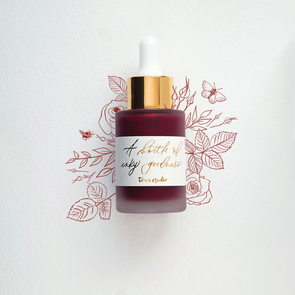 Tom's Studio Calligraphy Ink - English Rose, 30 ml bottle with artwork