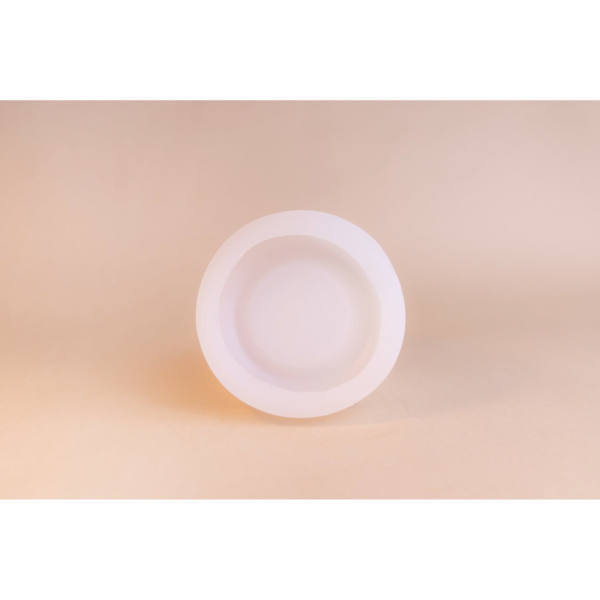 Jesmonite Silicone Tray Mold - Chunky Round Tray on table