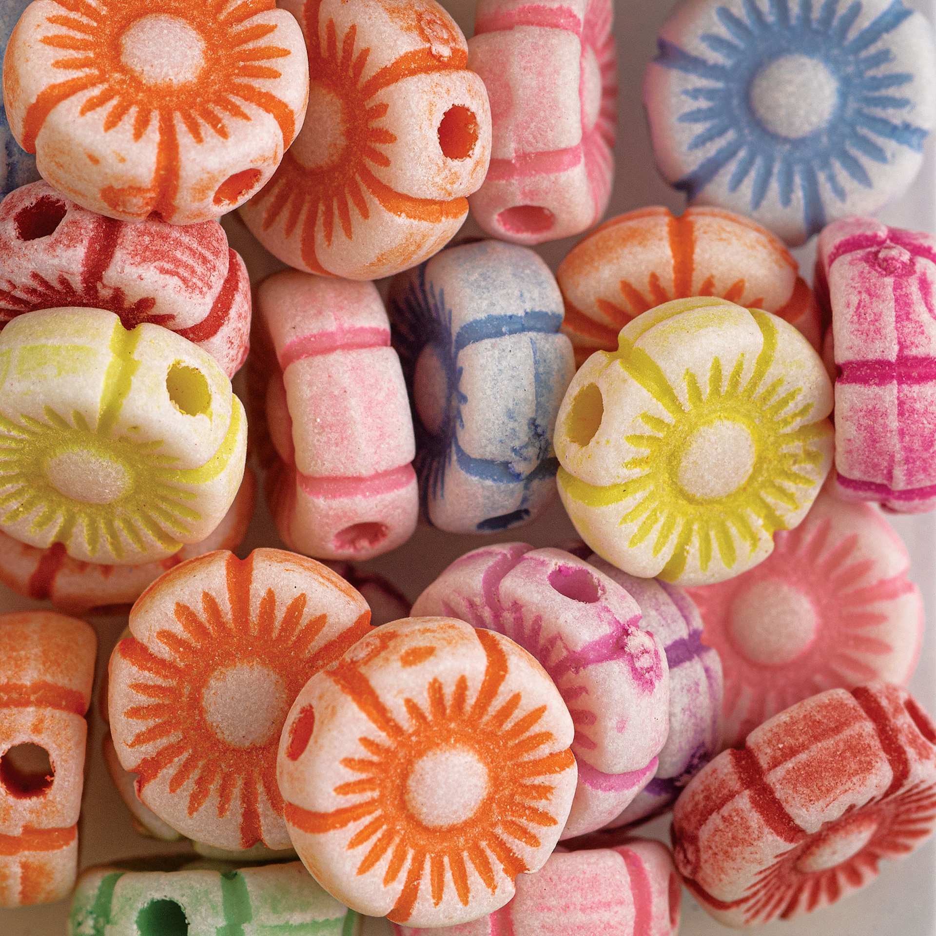 Blick Clay Bead - Assorted Colors, Circle Flowers