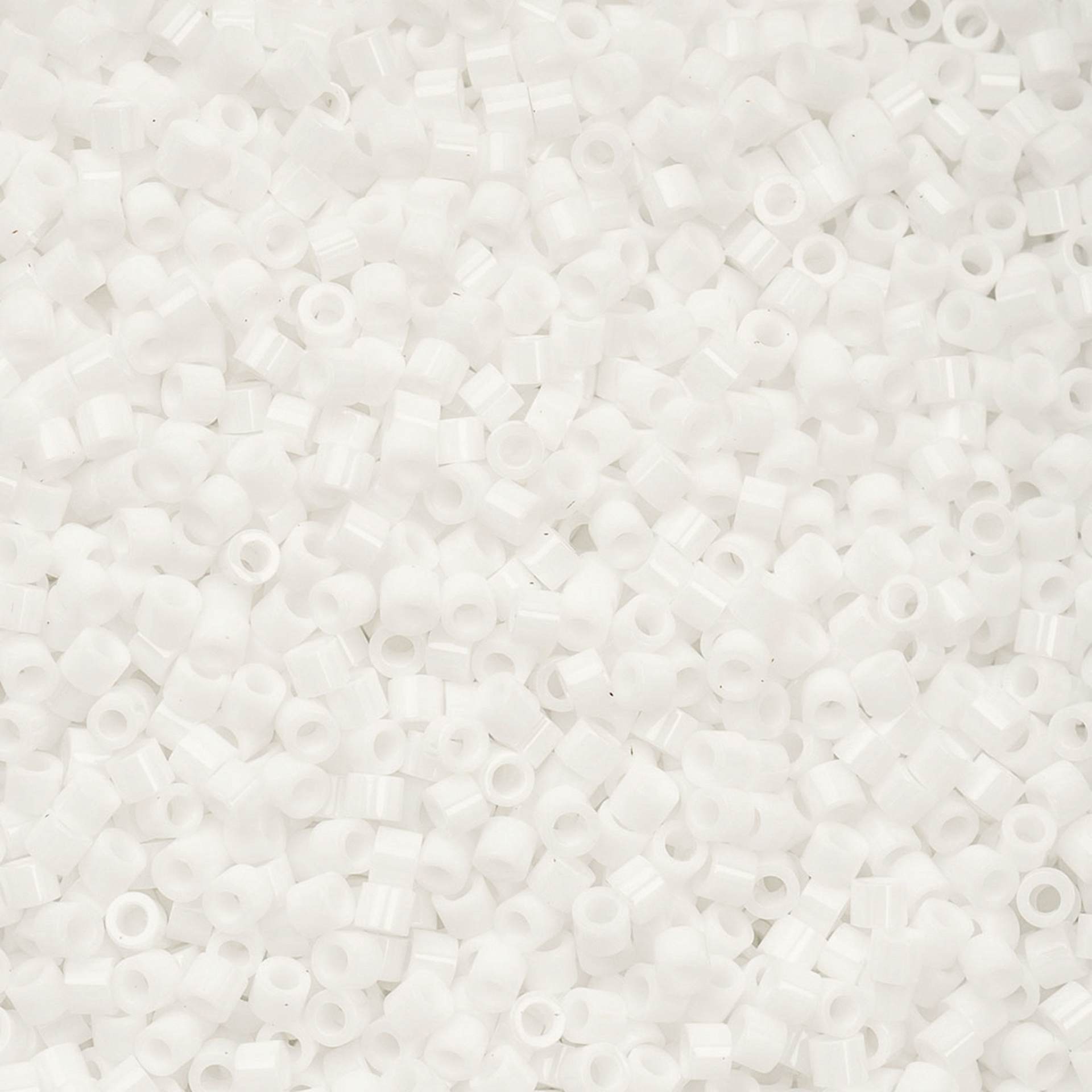 John Bead Cylin 11/0 Cylindrical Seed Beads - Chalk White