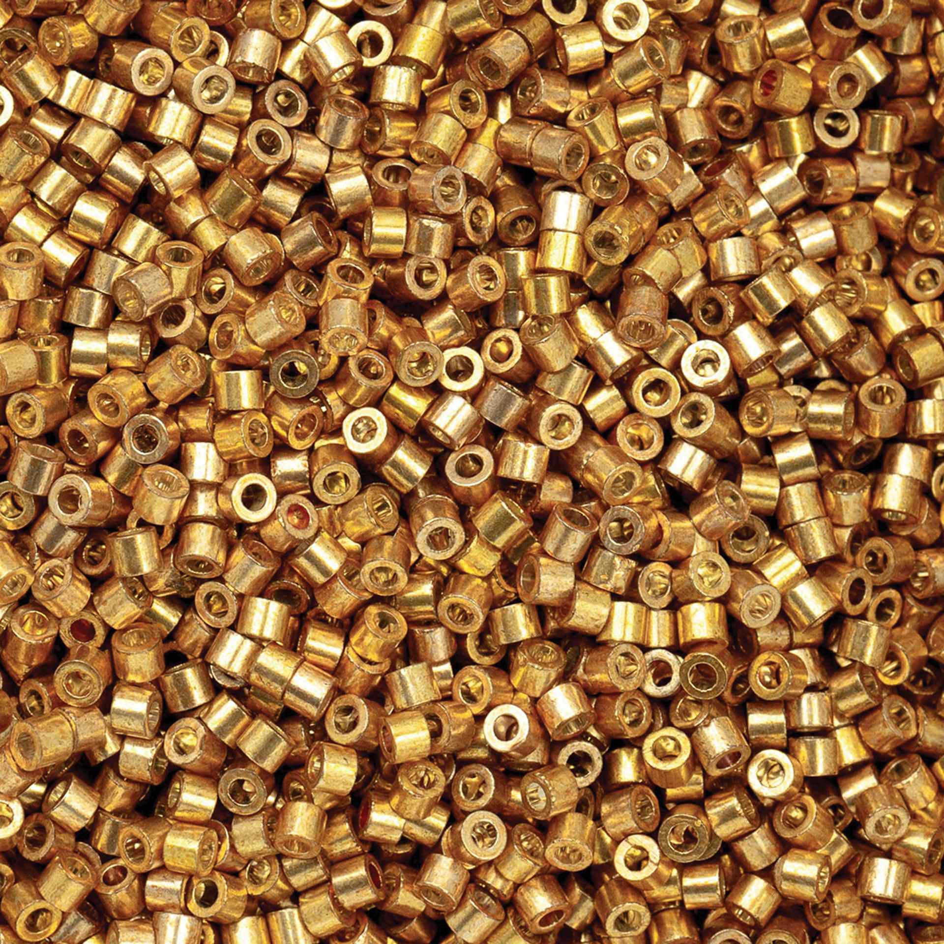 John Bead Cylin 11/0 Cylindrical Seed Beads - Toasted Caramel Opaque