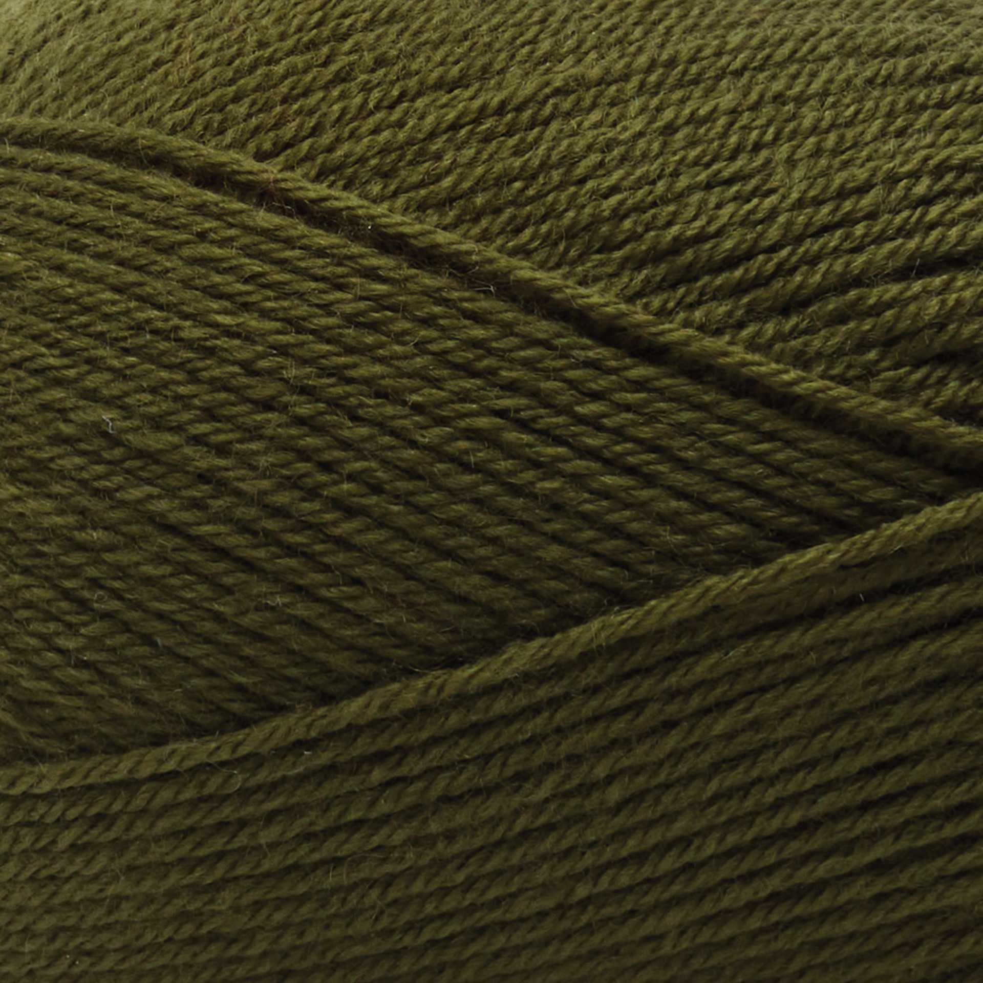 Premier Yarns Anti-Pilling Everyday Super Fine Yarn - Pine Green, 437 yds close up to show texture