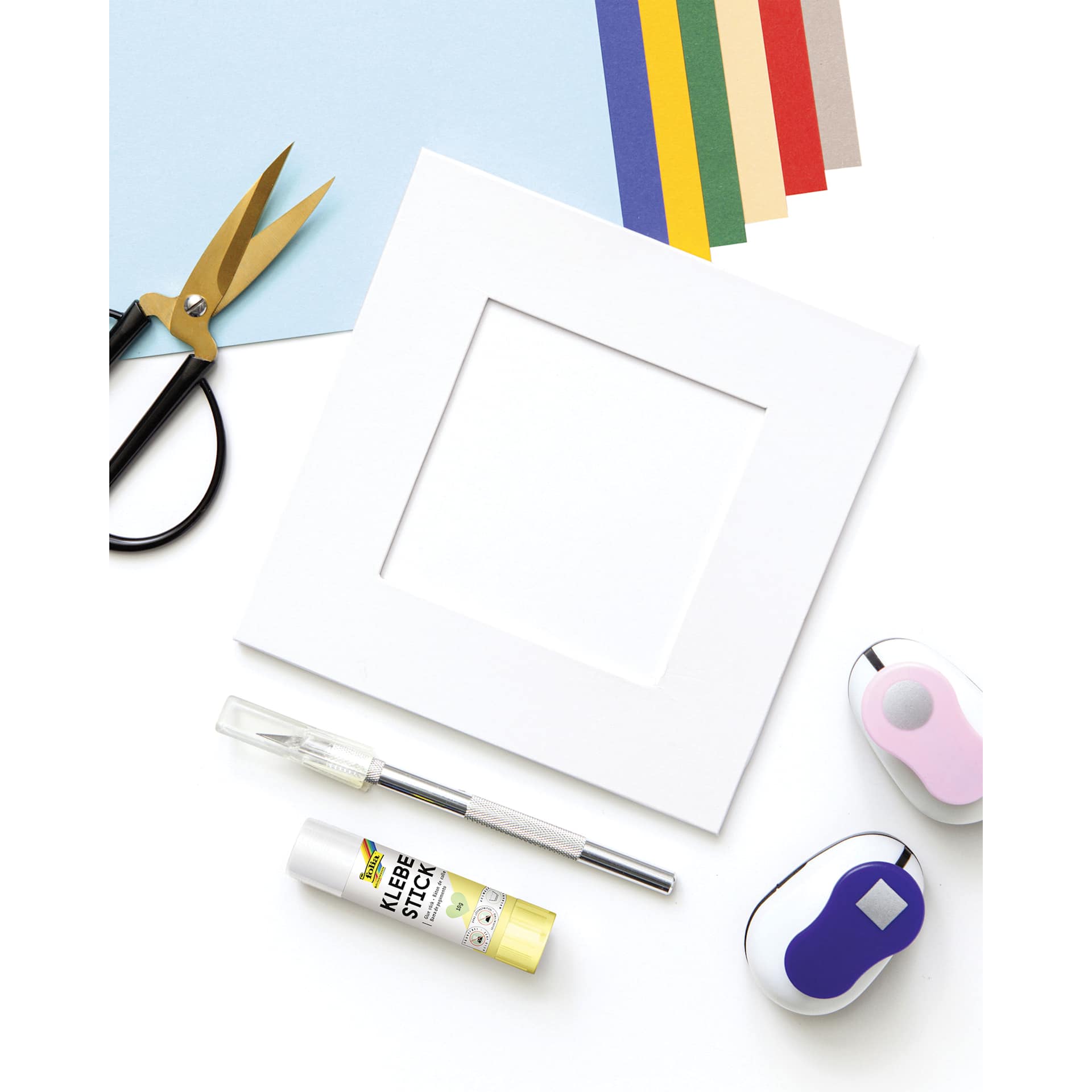 Folia Cardboard Picture Frame - Square, 10 cm x 10 cm with various tools