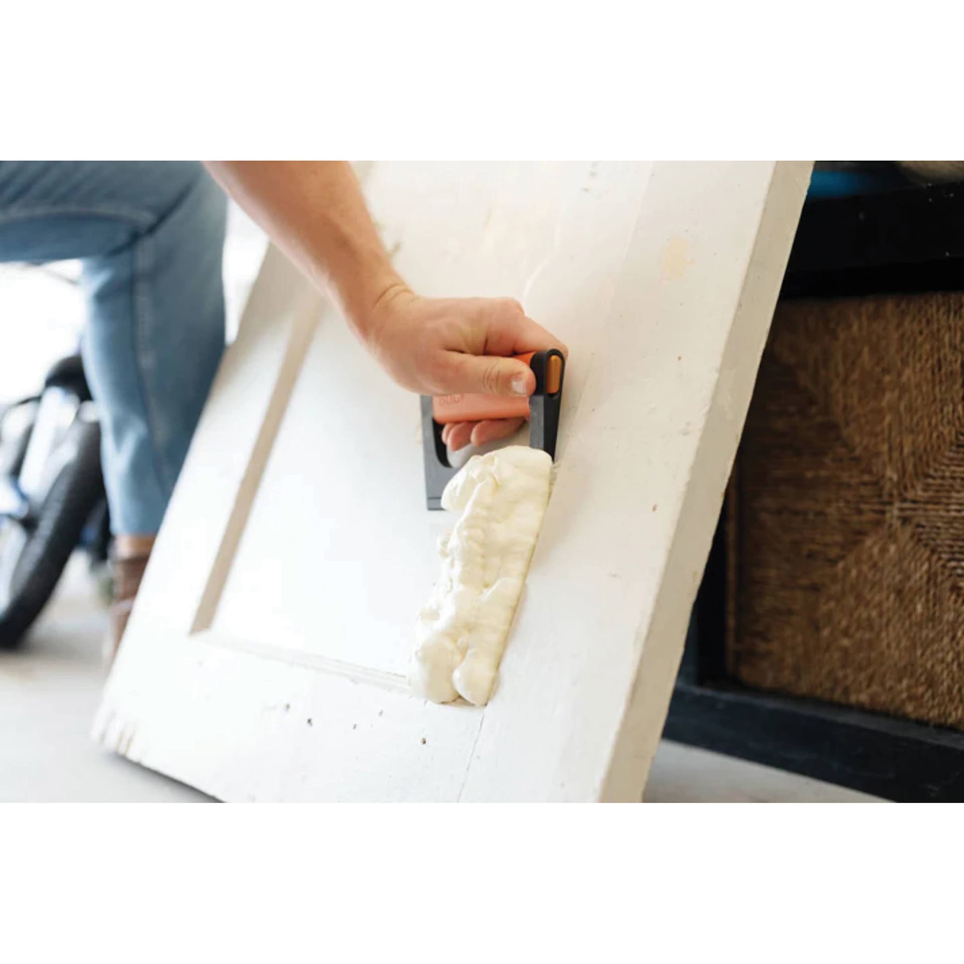 Slice Wide-Grip Scraper, hand pushing scrapper 