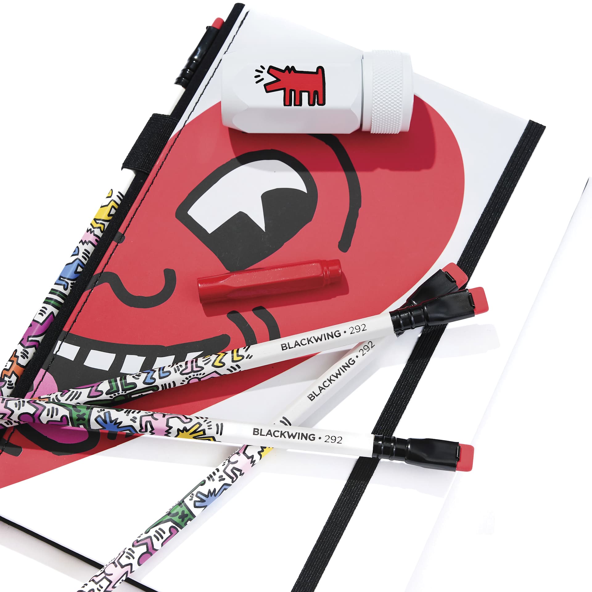 Blackwing x Keith Haring Volumes 292 Essential Gift Box Set - Smiling Heart, contents out of packaging