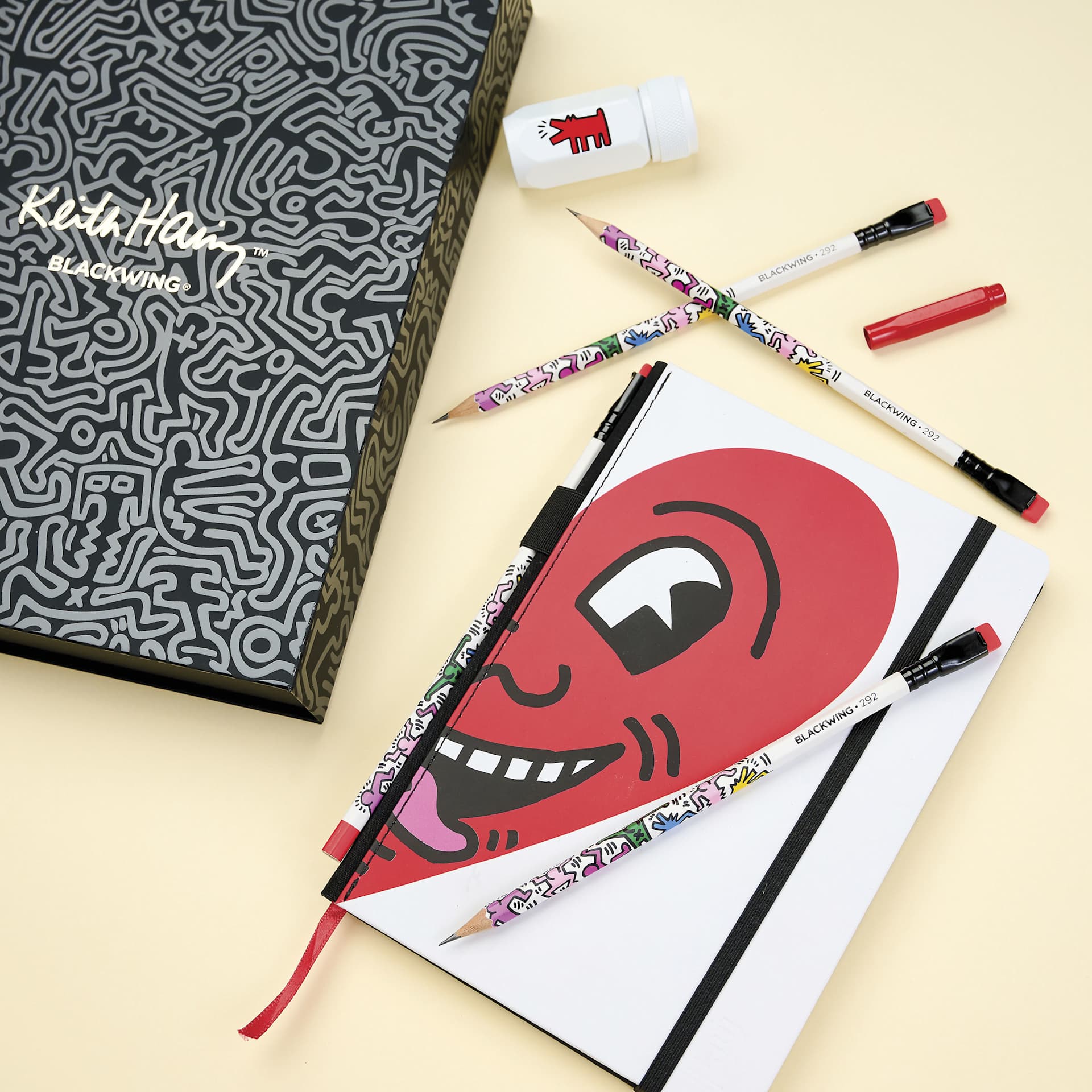 Blackwing x Keith Haring Volumes 292 Essential Gift Box Set - Smiling Heart, contents on desk