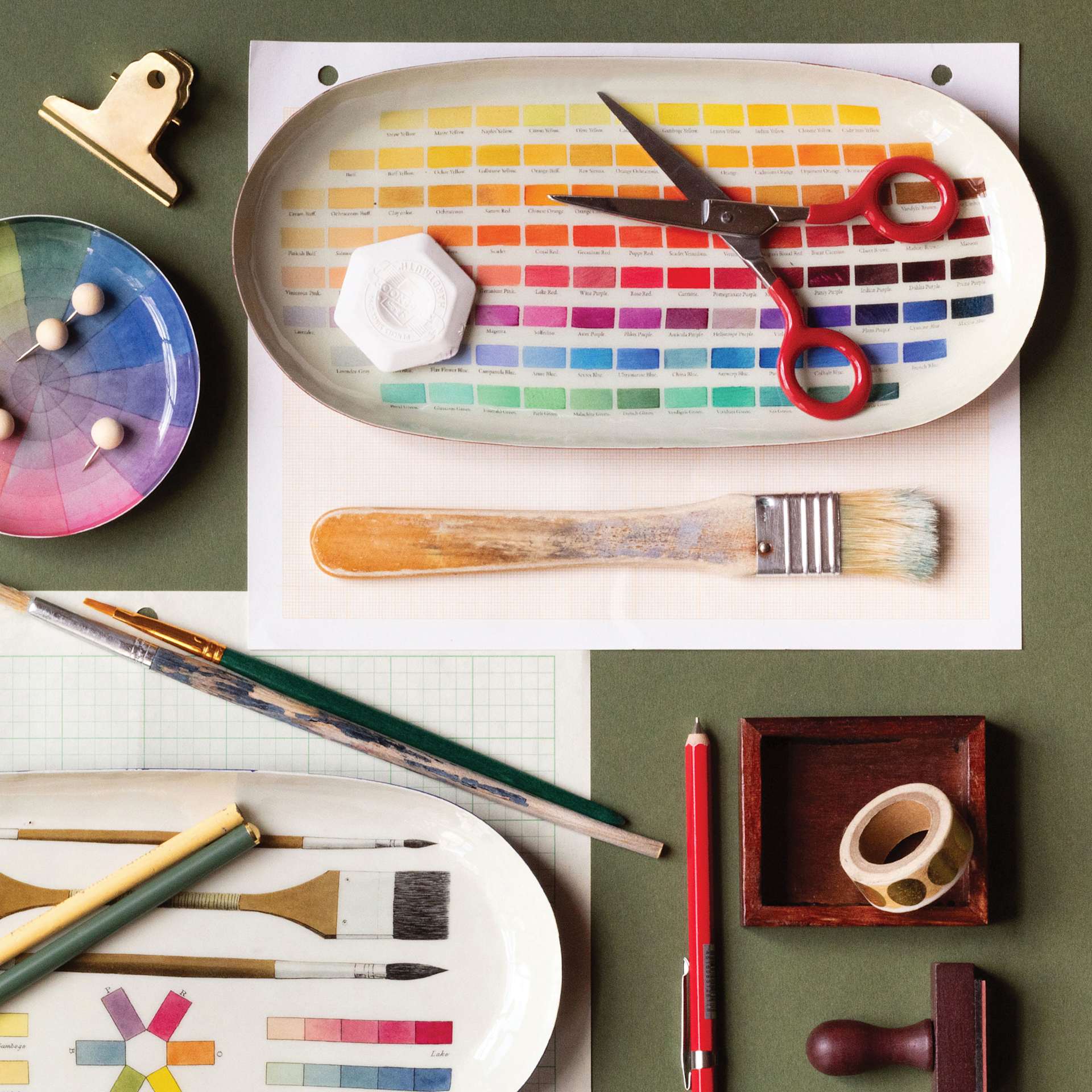 Roomytown Enamel Trays - Nomenclature of Colors, 4-7/10" x 9-4/5" x 3/5", shown with various art supplies
