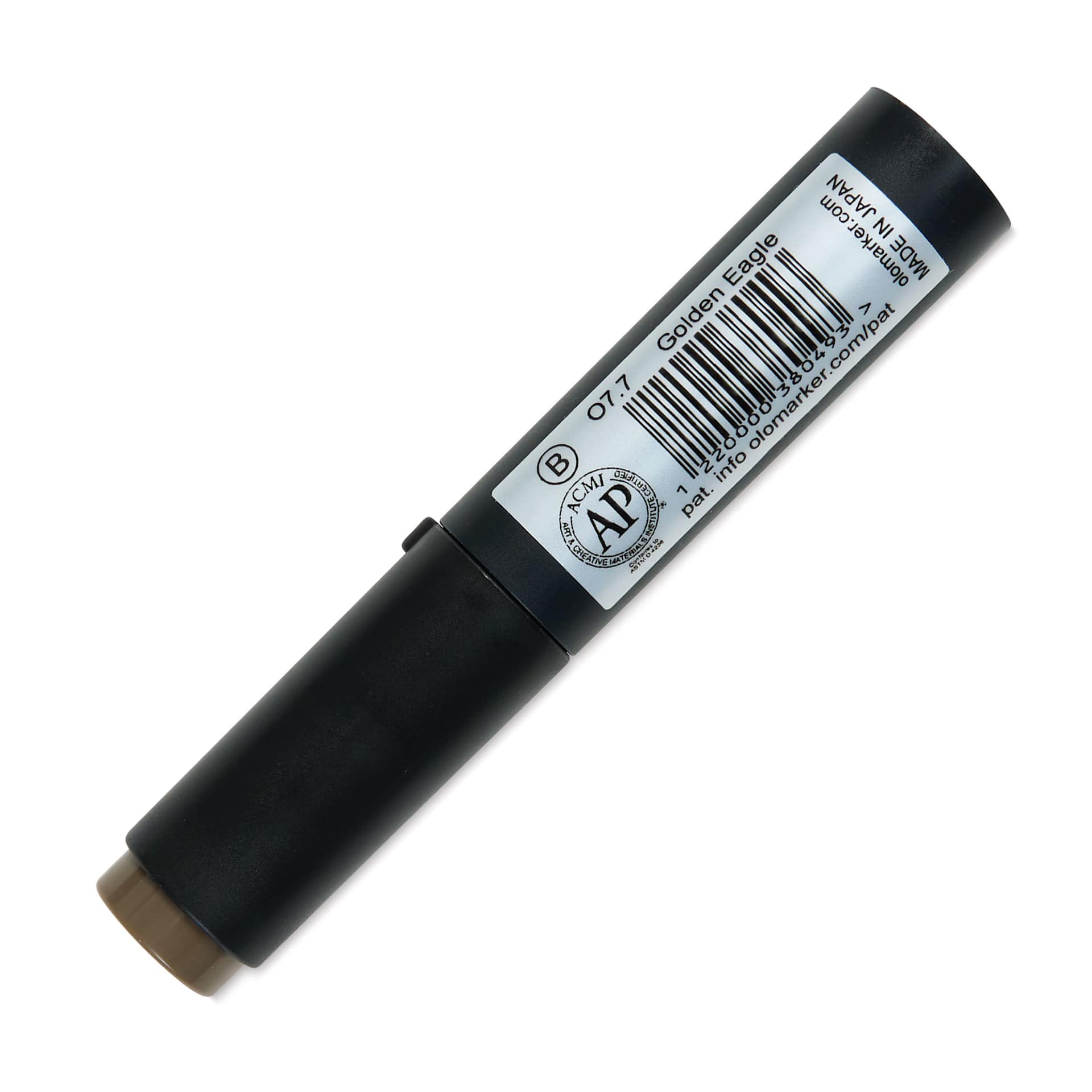 Olo Brush-Tip Half Marker - O7.7 Golden Eagle back with cap on