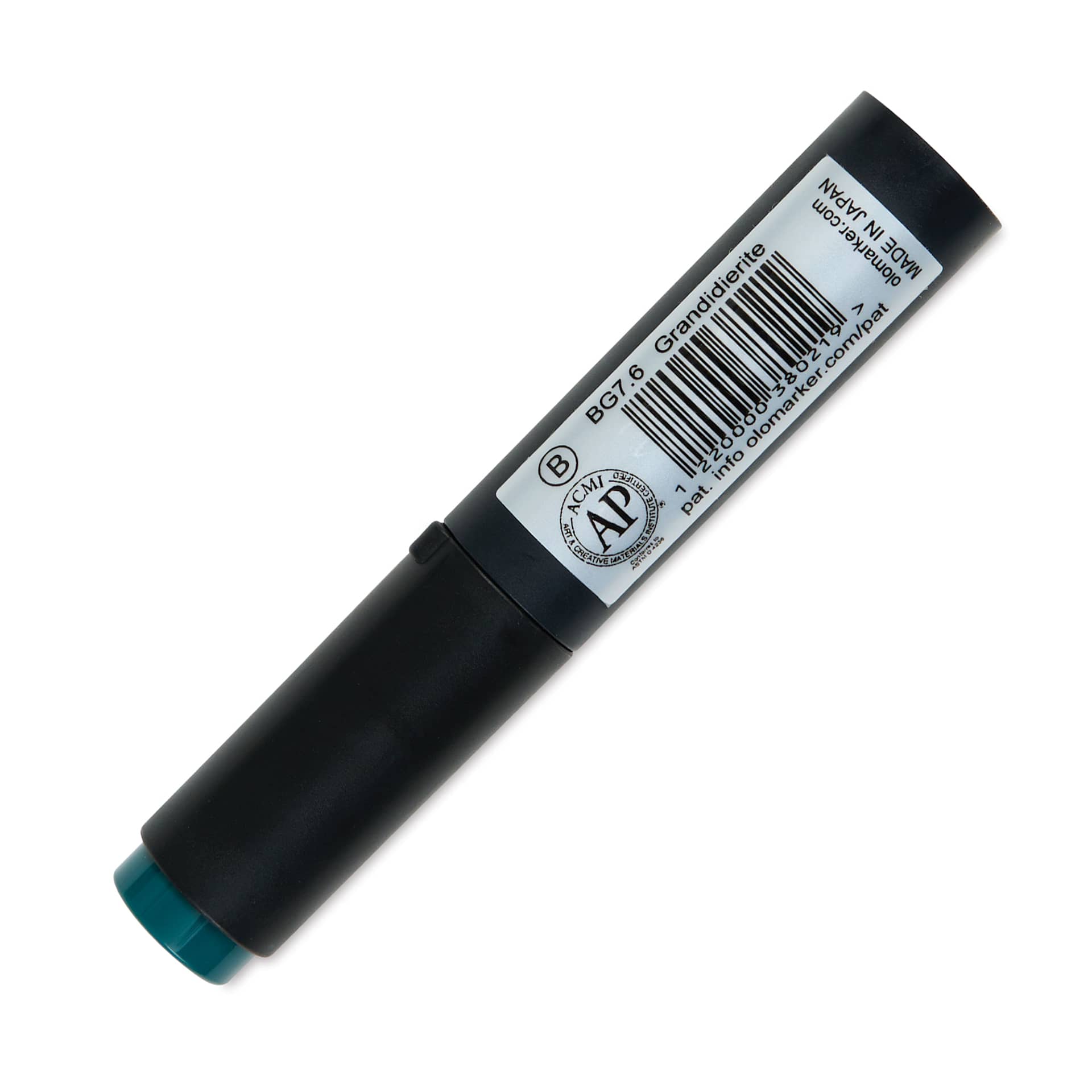 Olo Brush-Tip Half Marker - BG7.6 Grandidierite back with cap on