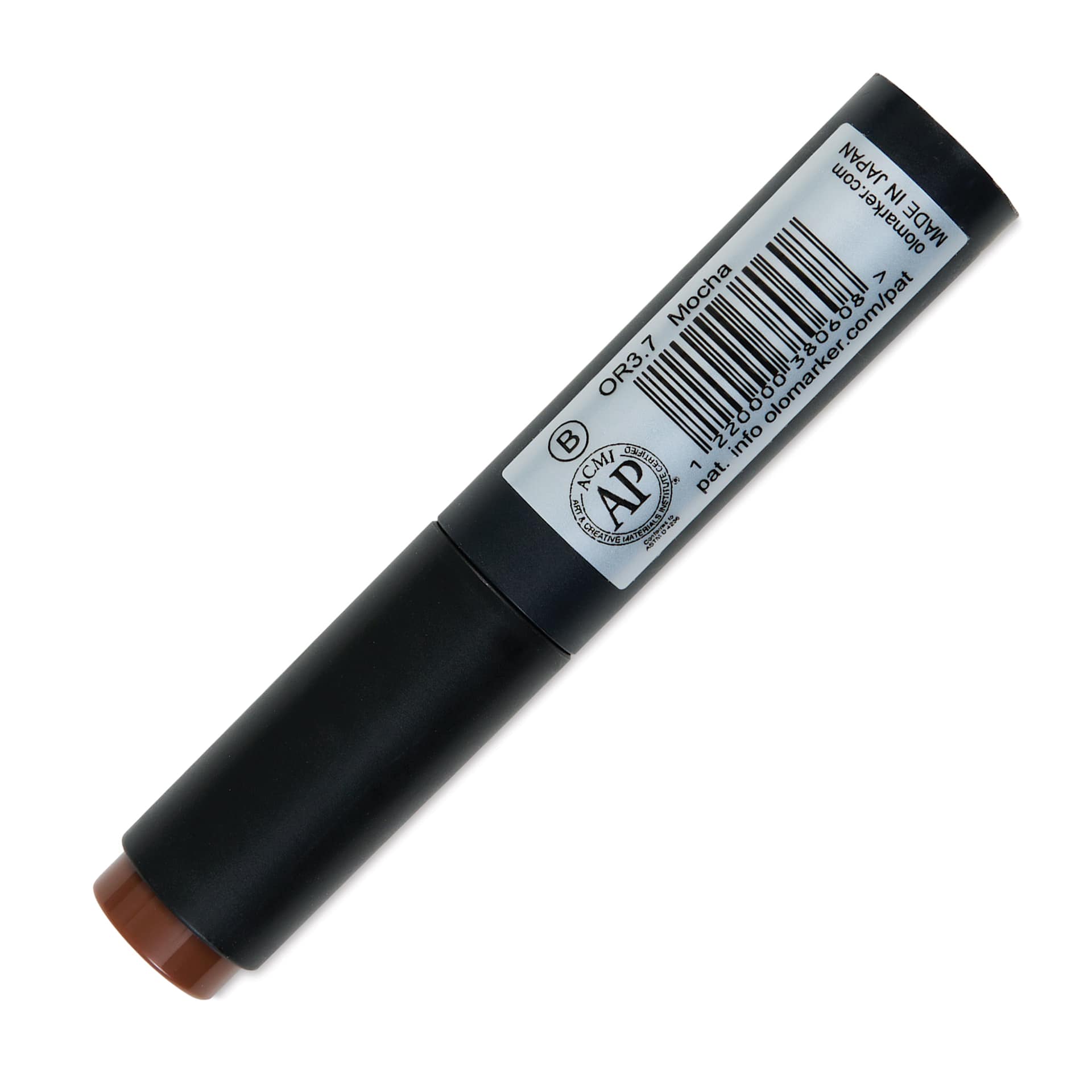 Olo Brush-Tip Half Marker - OR3.7 Mocha back with cap on