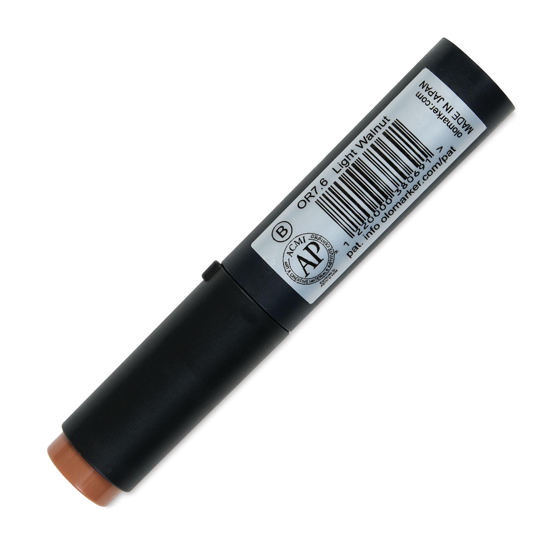 Olo Brush-Tip Half Marker - OR7.6 Light Walnut back with cap on