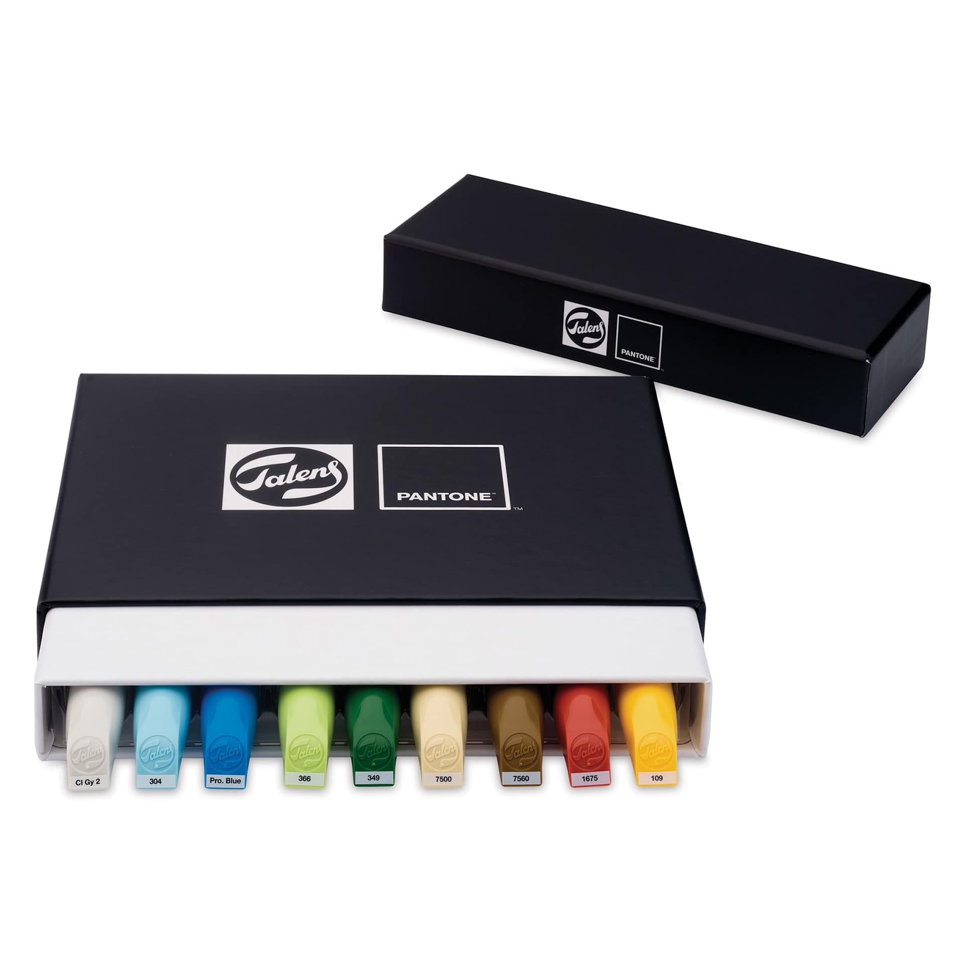Pantone Dual Tip Markers - Nature, Set of 9, markers inside the packaging