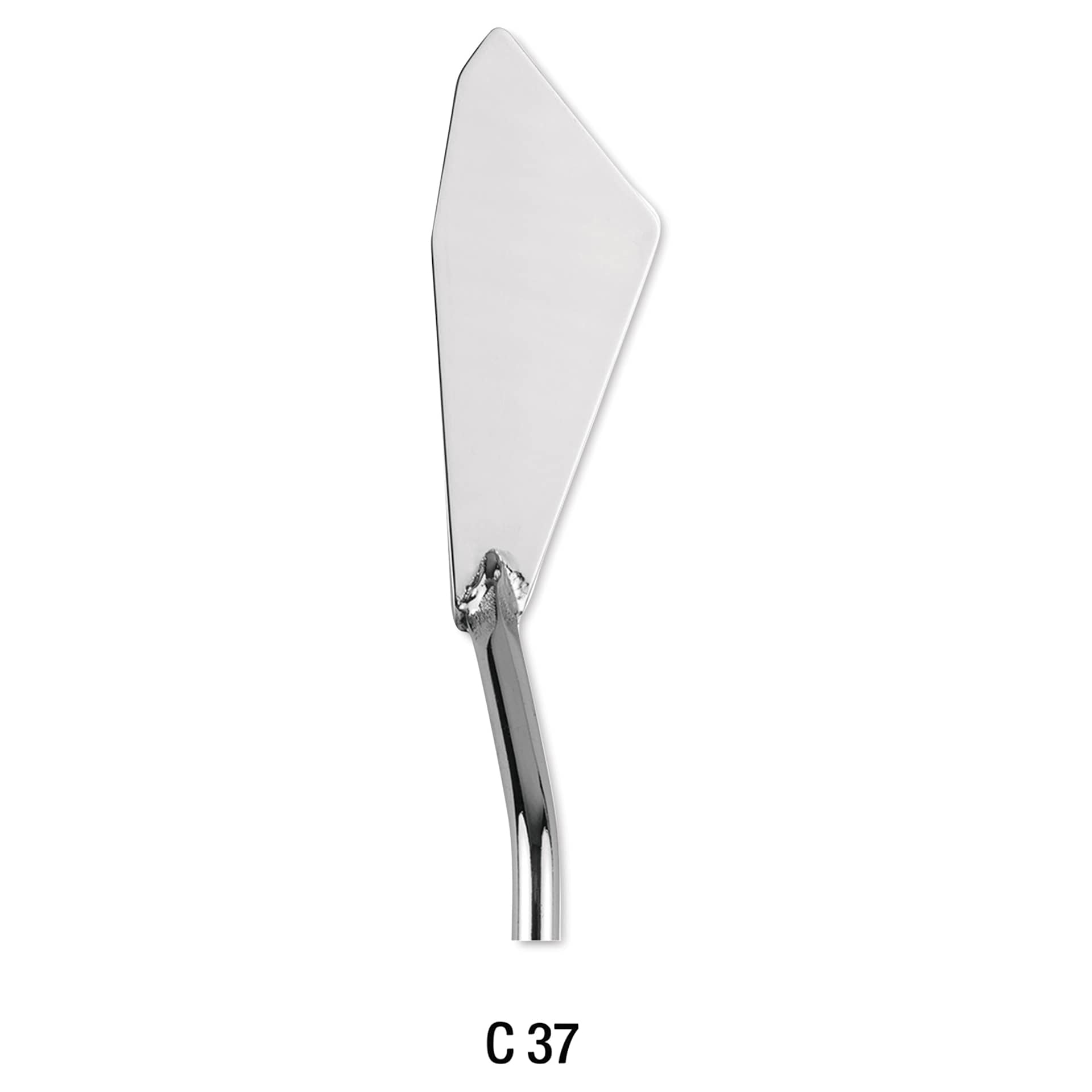 C37