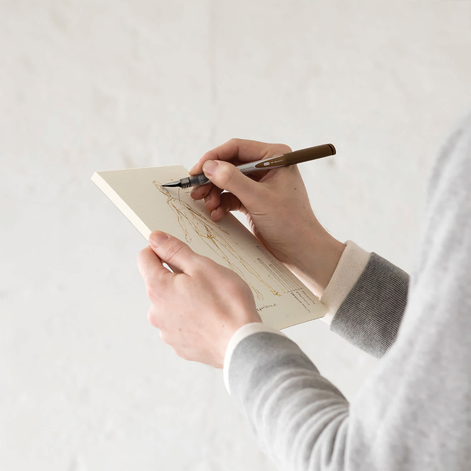 Midori MD Paper Pad - A5, Grid, White, 90 Sheets, hand sketch