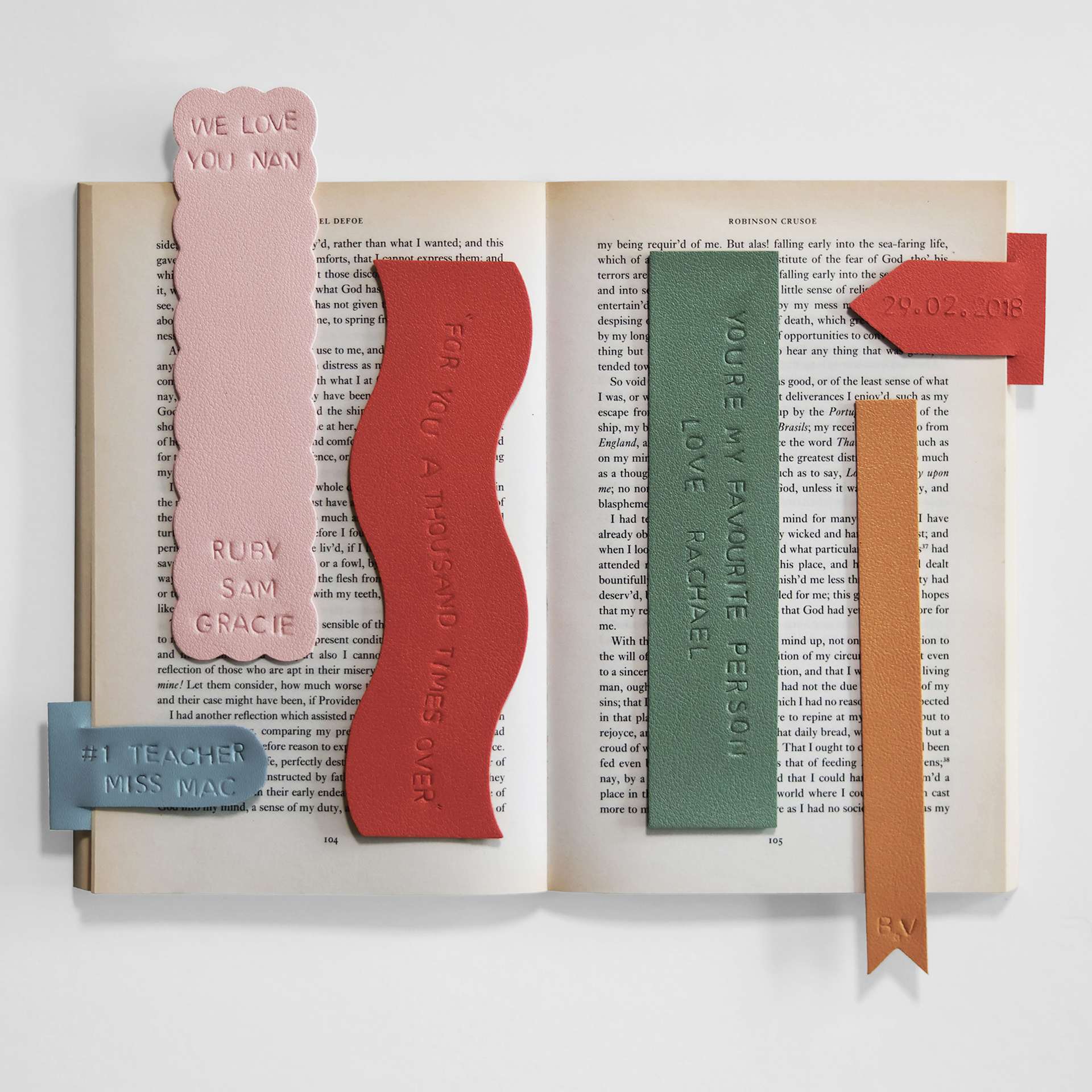 Pikkii Personalized Bookmarks DIY Kit, various bookmarks in book