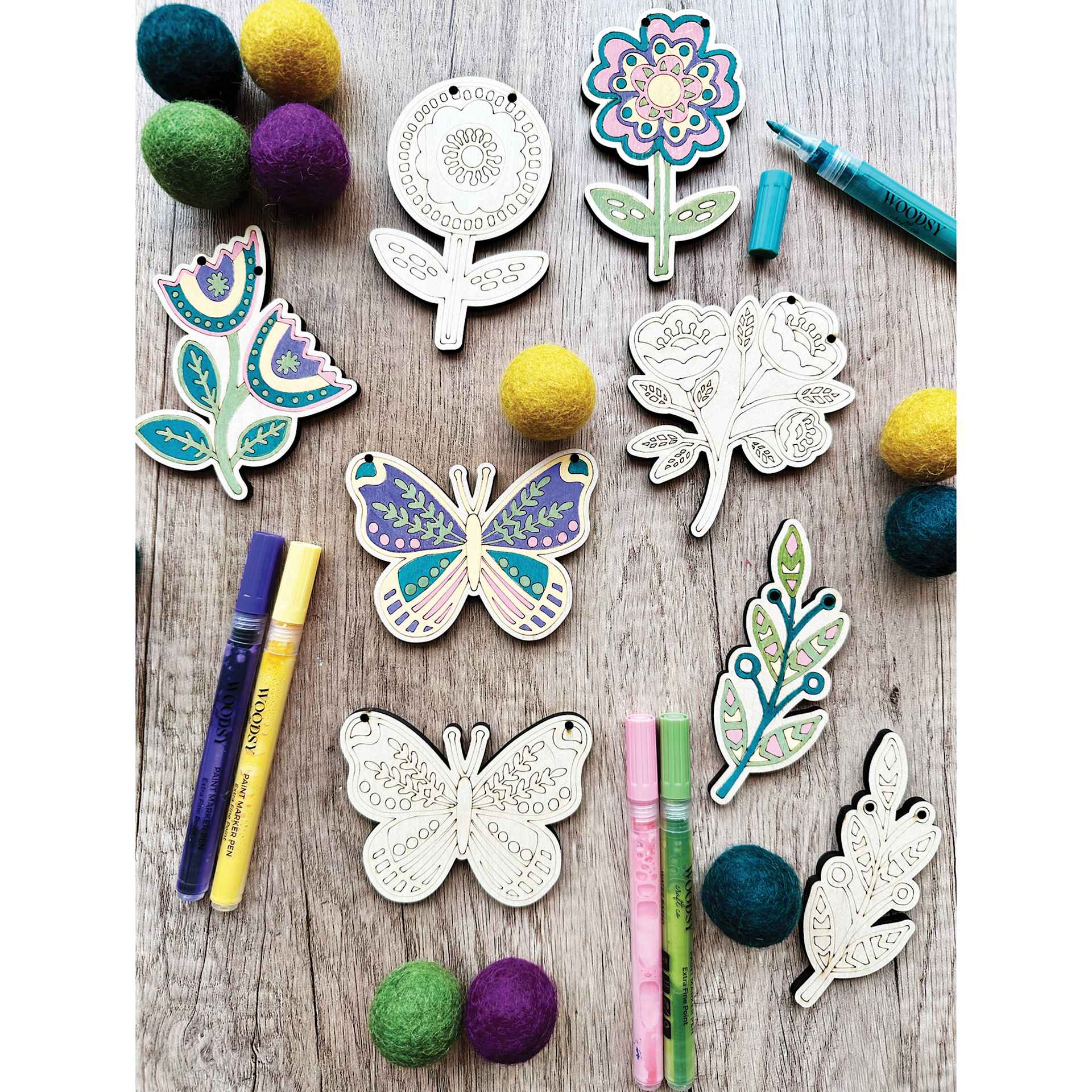 Woodsy Craft Co. DIY Garland Kit - Folksy Flower - in progress