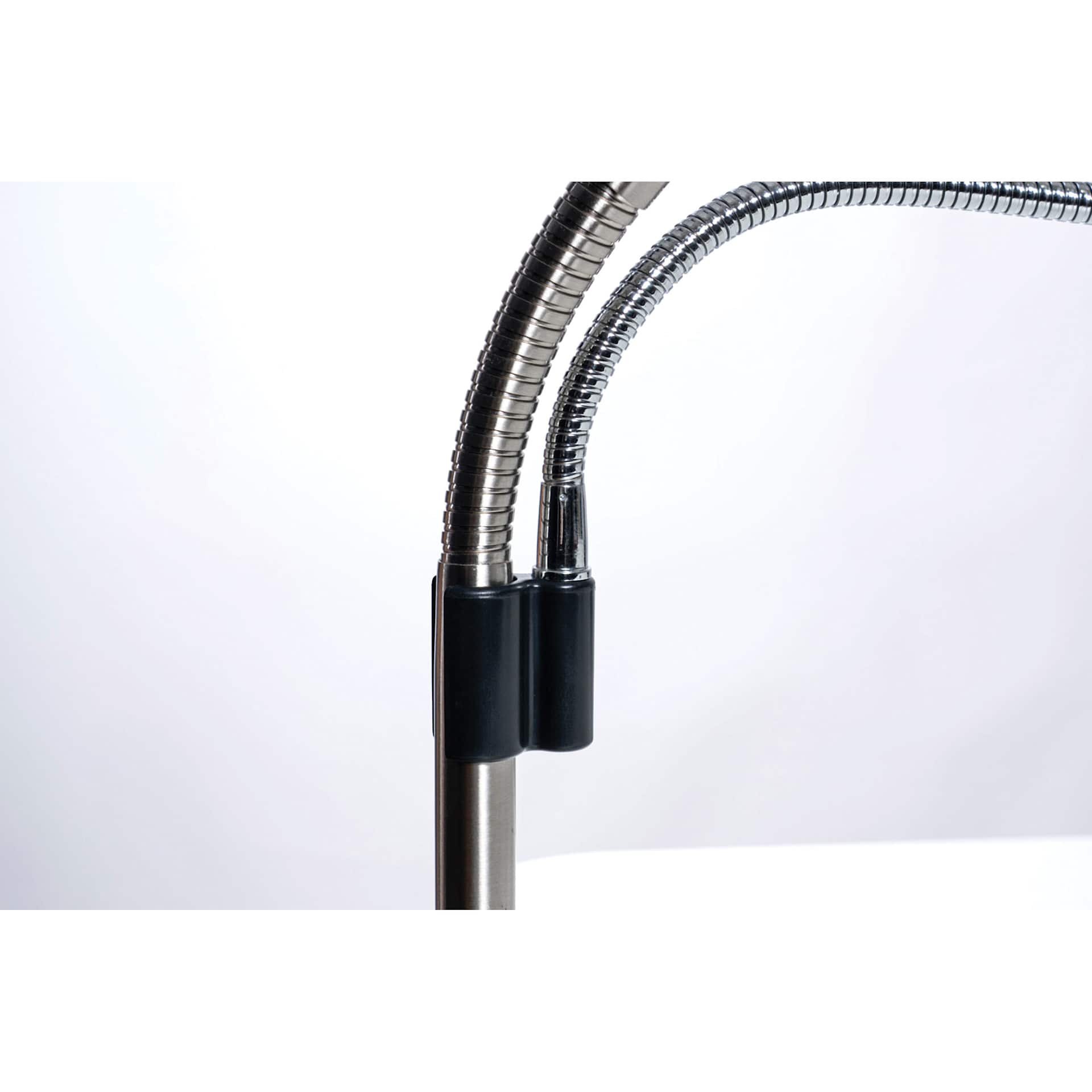 Daylight Flexi Phone Holder - close up of attached clip