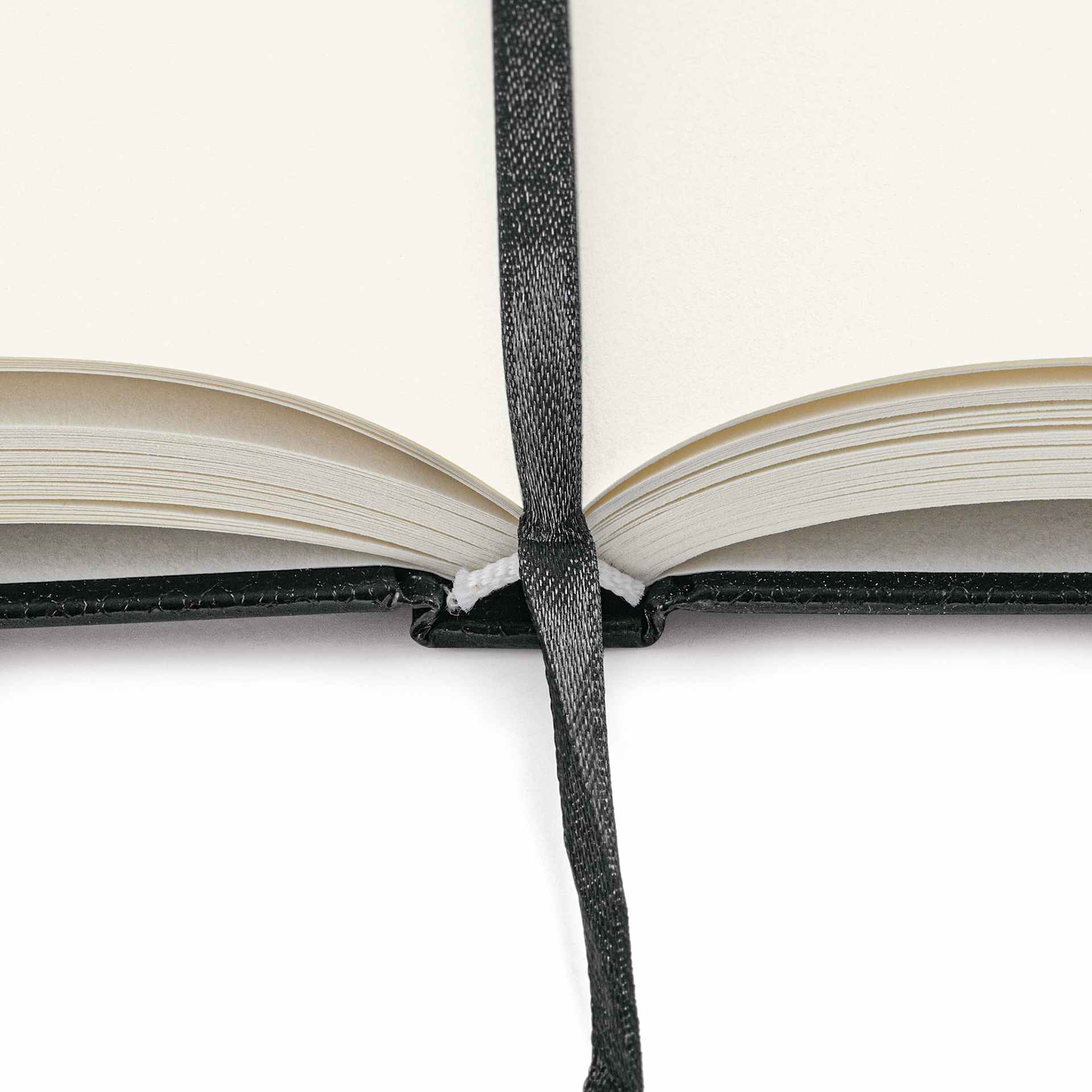 artPOP! Stitched Hardbound Sketchbook (Close-up of open sketchbook)