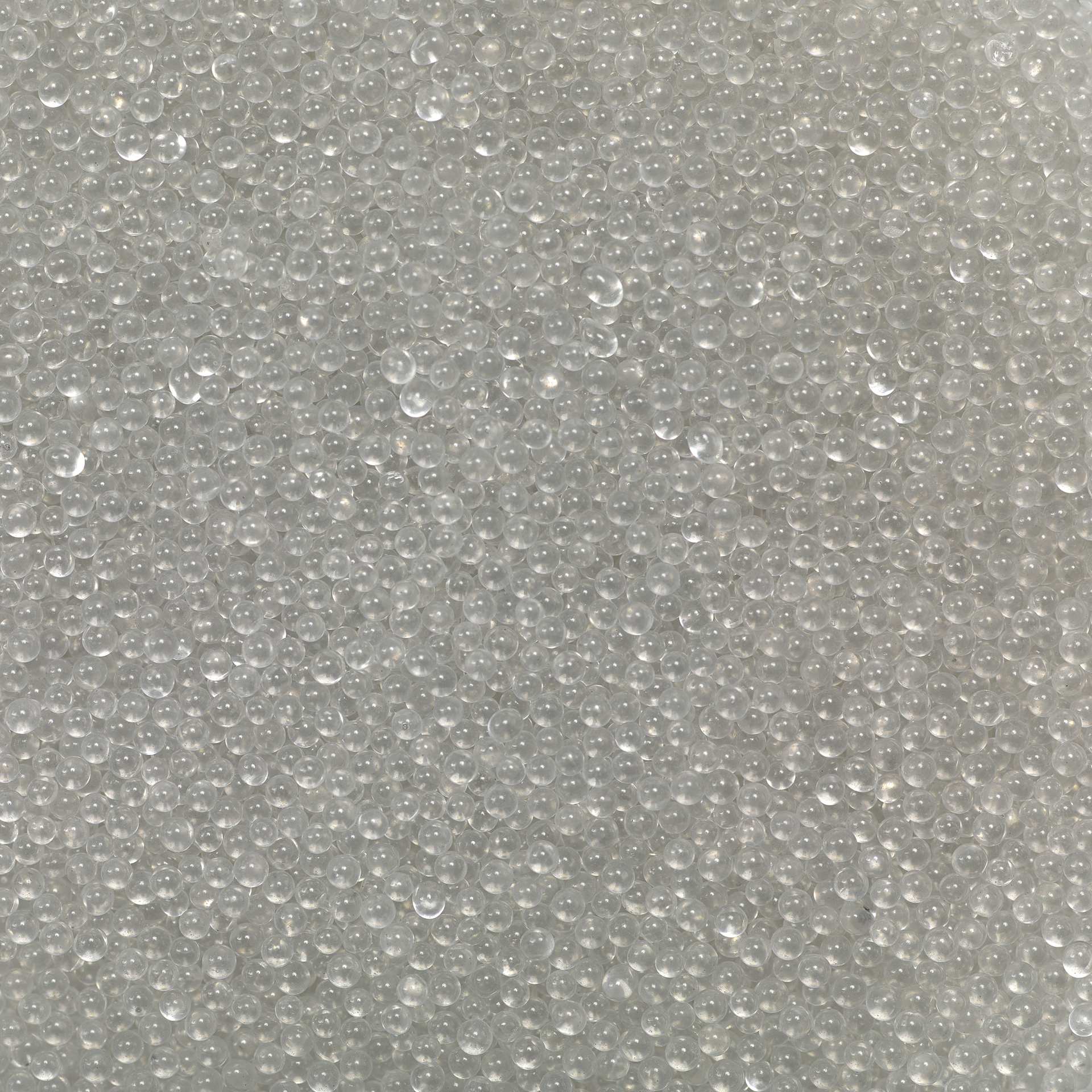 Matisse Acrylic Effects Dry Medium Glass Beads - 0.8 mm, 40 ml sample