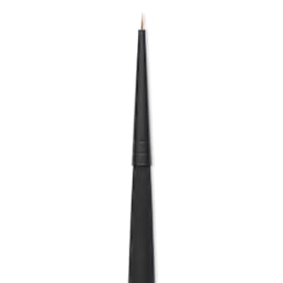 Vallejo Natural Pro Modeler Brush - Round, Size 10/0, close up