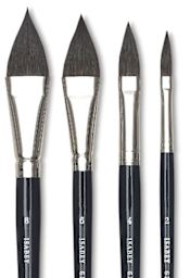 Isabey Cat's Tongue Pointed Oval Wash - closeup of tips of 4 sizes of brush