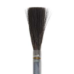 Luco Kazan Brush - Round Lettering, Size 18 close up