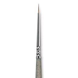 Escoda Tadami Synthetic Mongoose Brush - Round, Short Handle, Size 3/0 close up