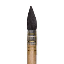 Isabey Original Siberian Blue Squirrel Brush - Quill Mop, Short Handle, Size 7 close up